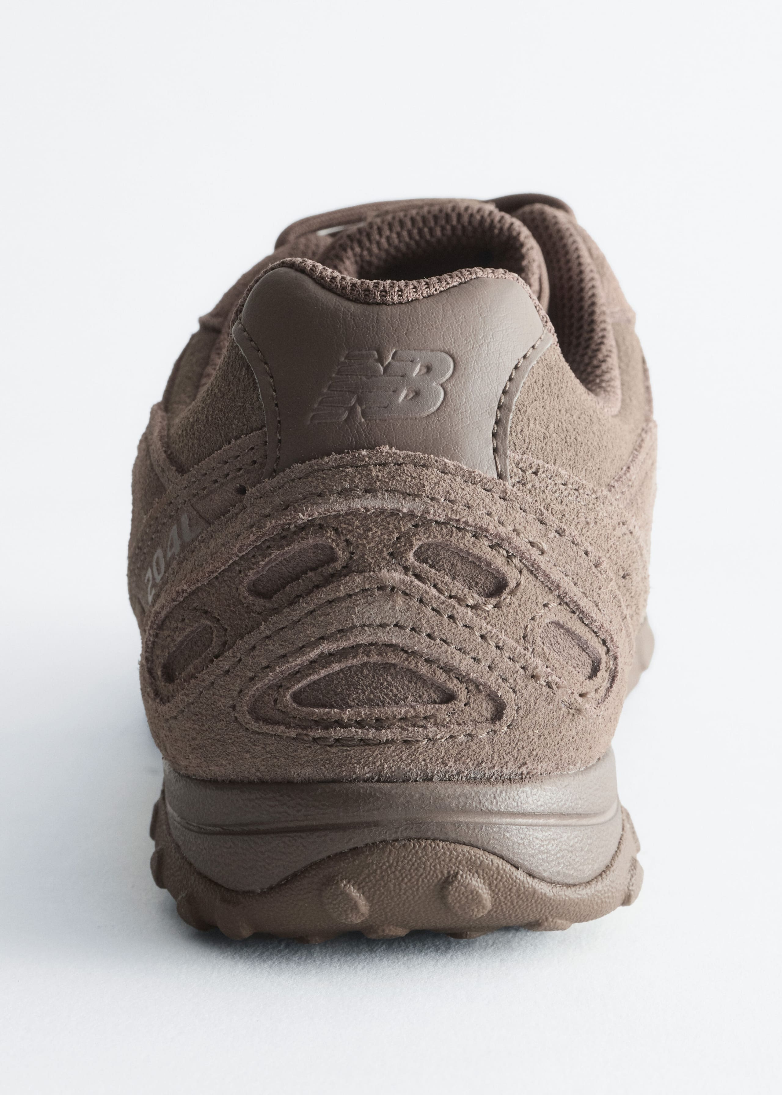 New Balance 204L Sneakers Dark Beige
