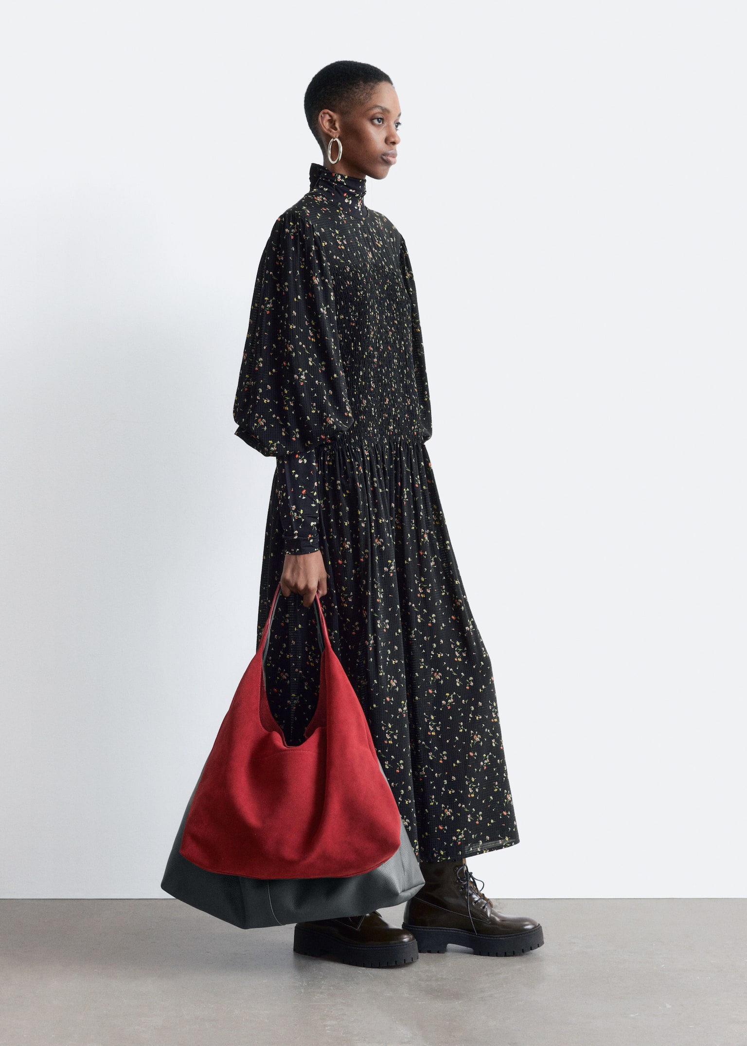 Smocked Balloon-Sleeve Midi Dress - Black/Floral Pattern