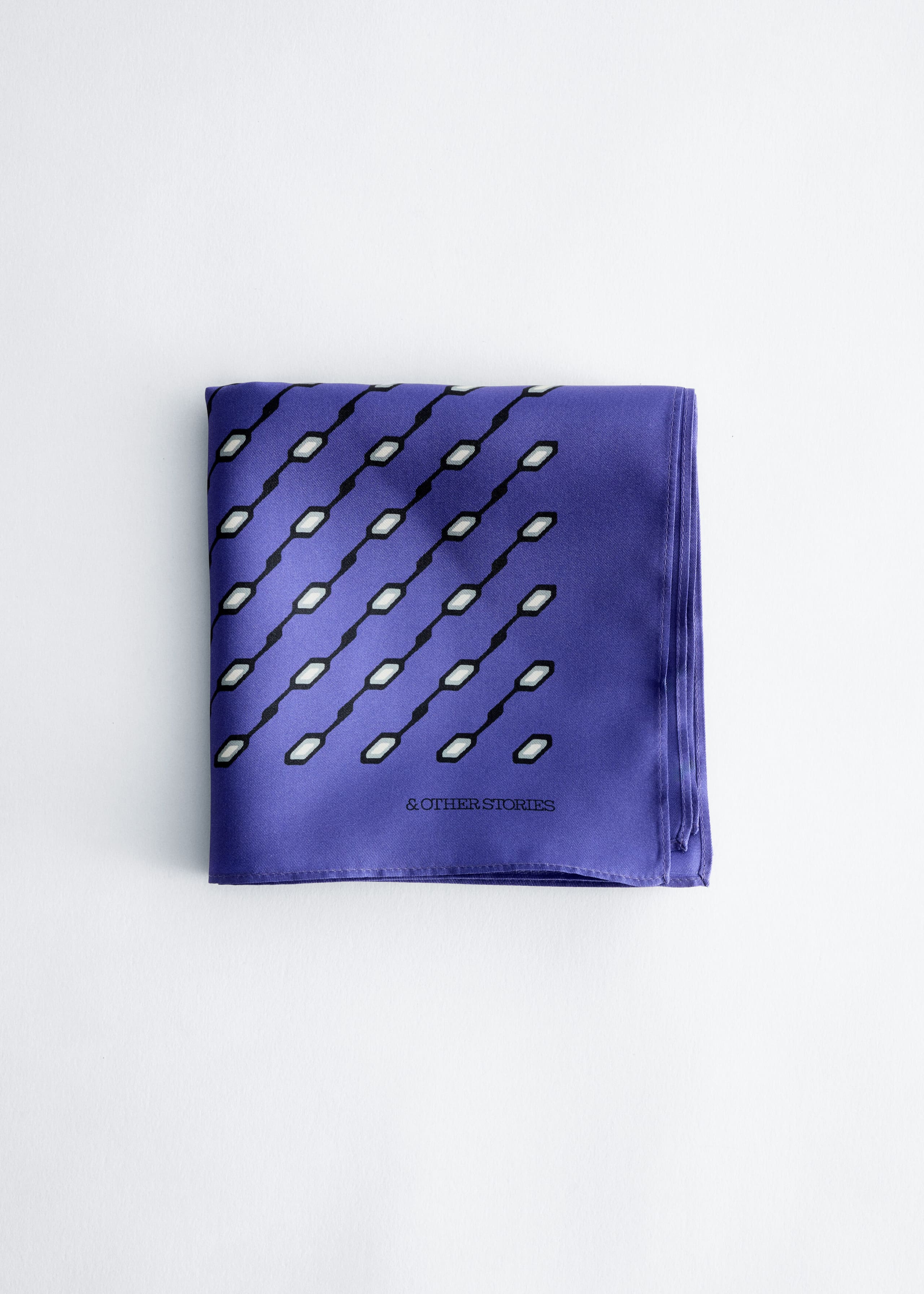 Foulard in seta con stampa - Lilla - Natura morta