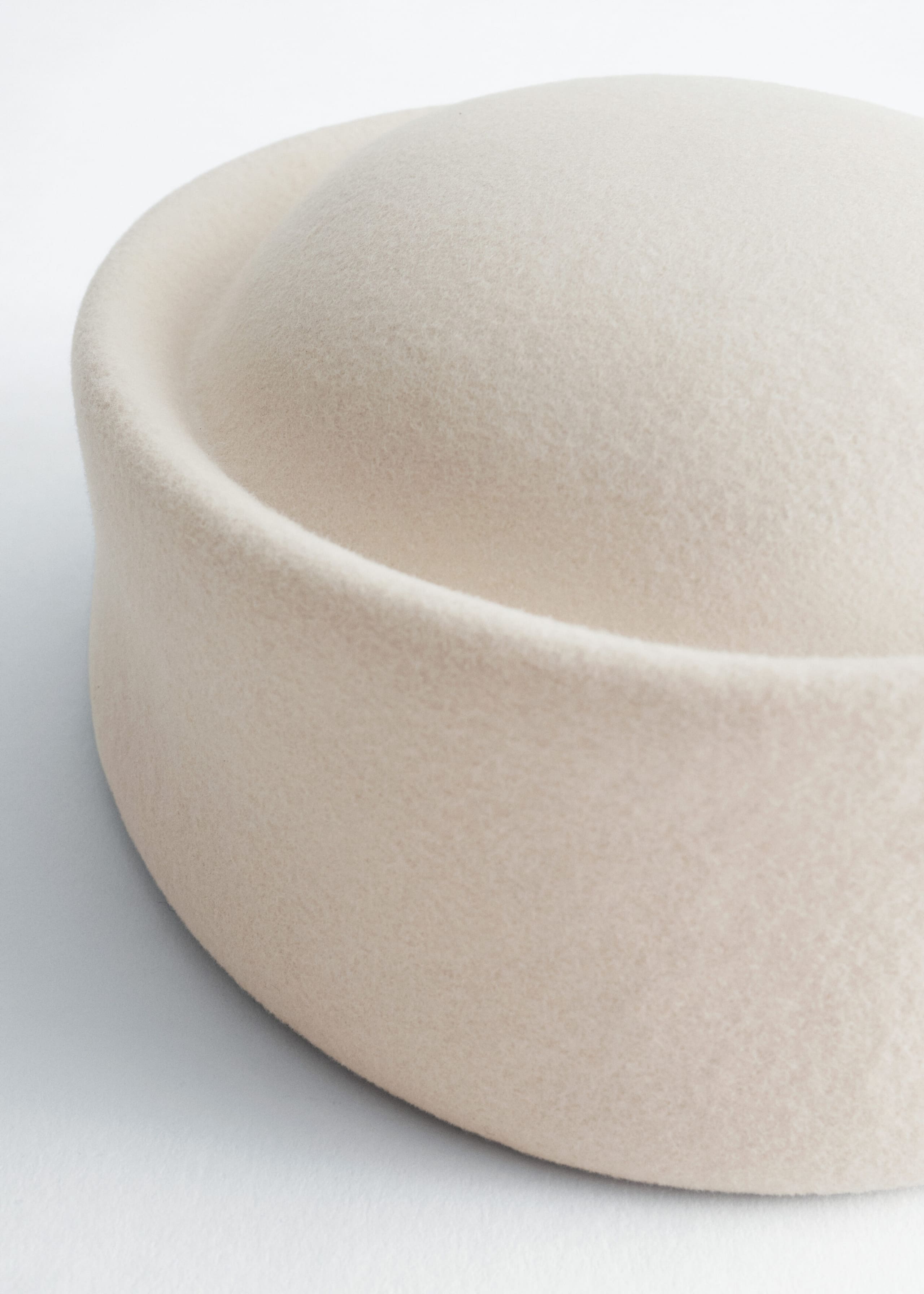 Wide Brim Felt Hat - {{variantName}} - Descriptive Detail