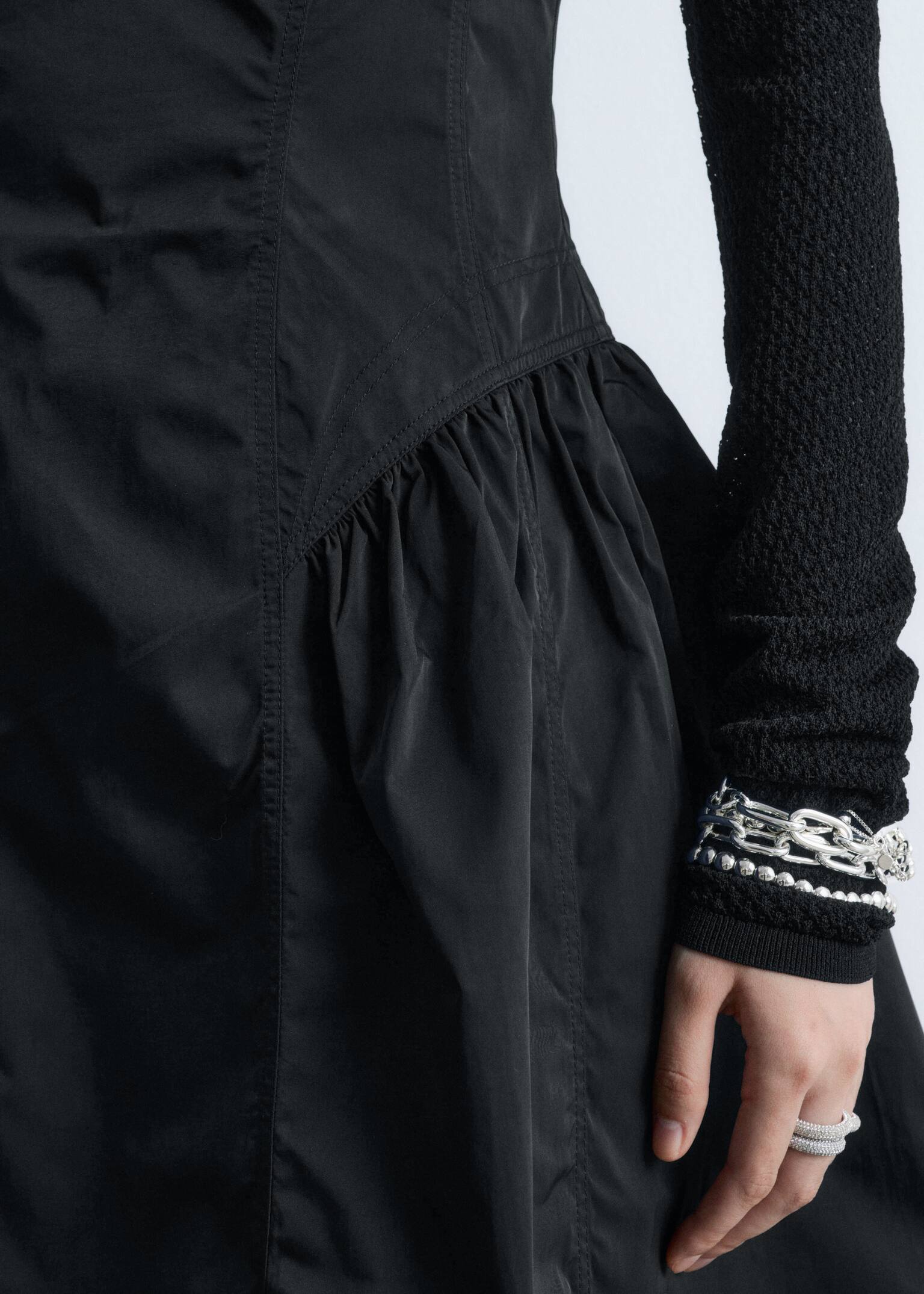 Mini-jurk met peplum - Zwart - 4