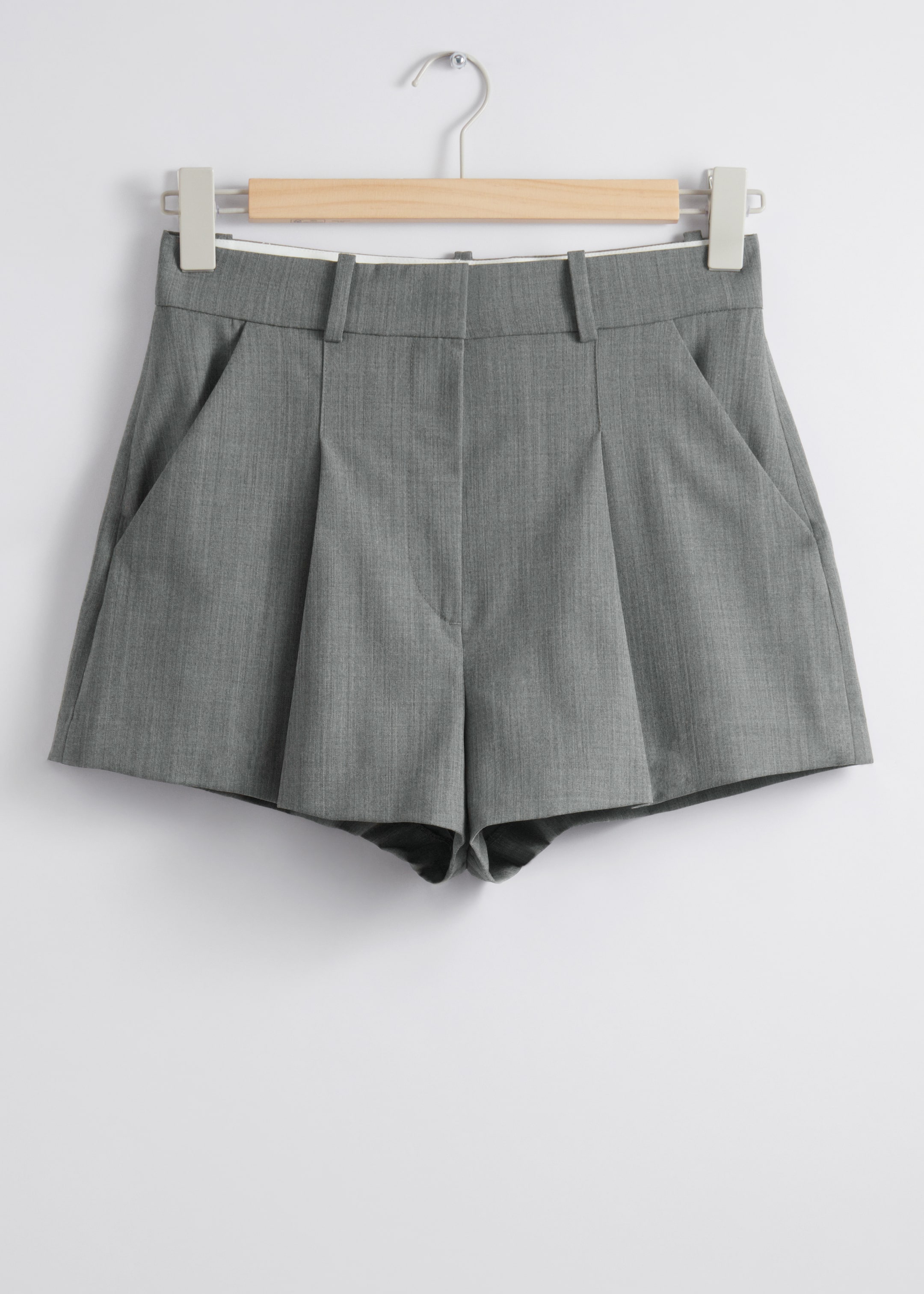 Größeres Bild ansehen: Elegante Shorts - Grau - Ladies | H&M DE 1