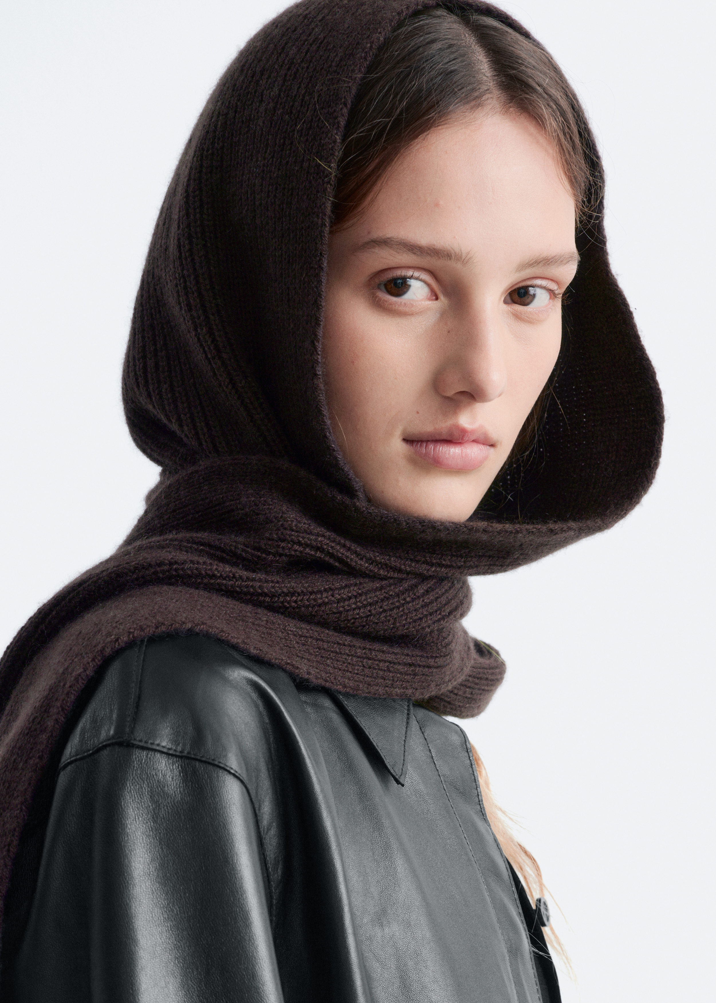 Hooded Wool Scarf - Mahogany - Accessories - & Other Stories BE