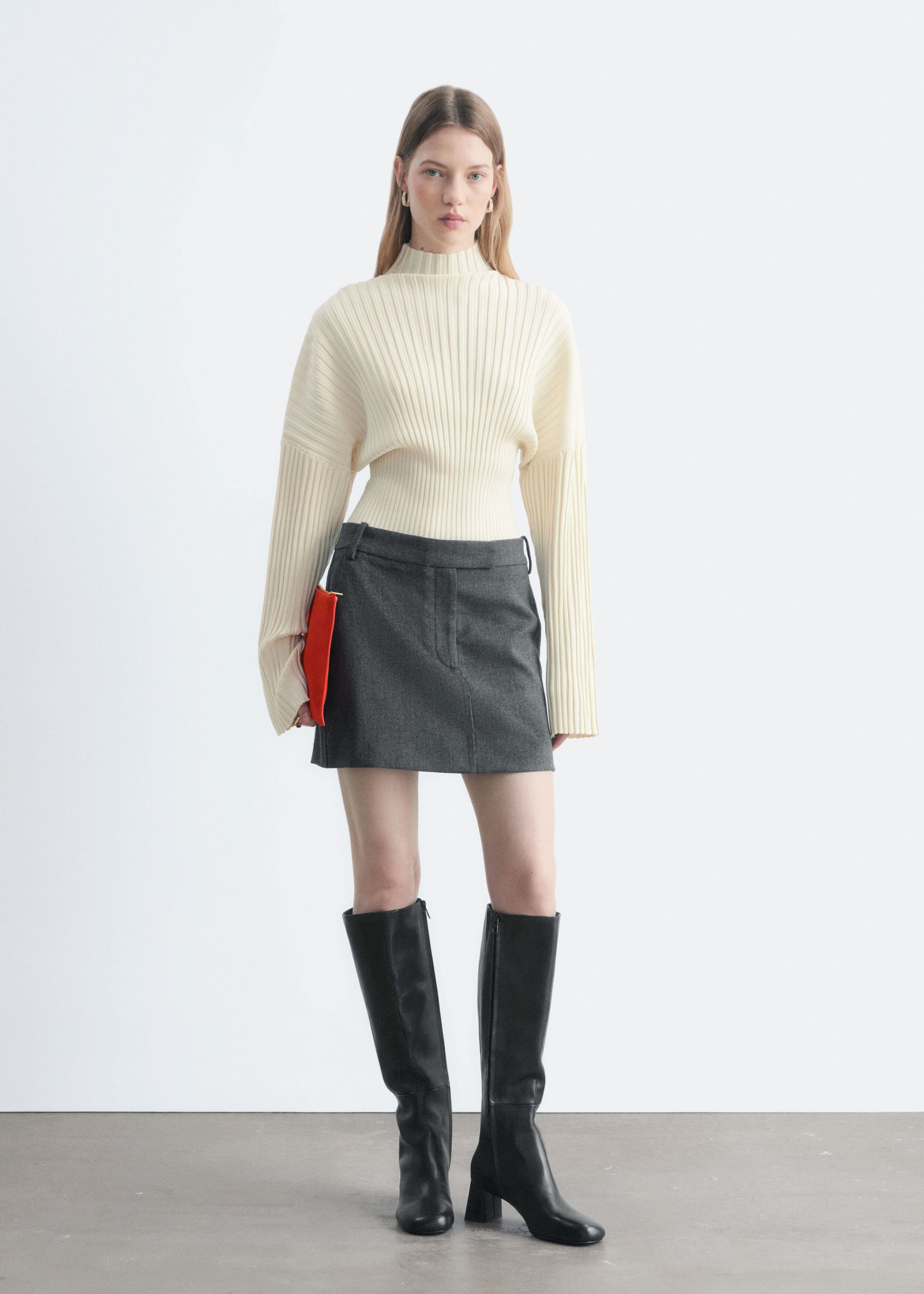 Knee-High Leather Boots - Black - Lookbook