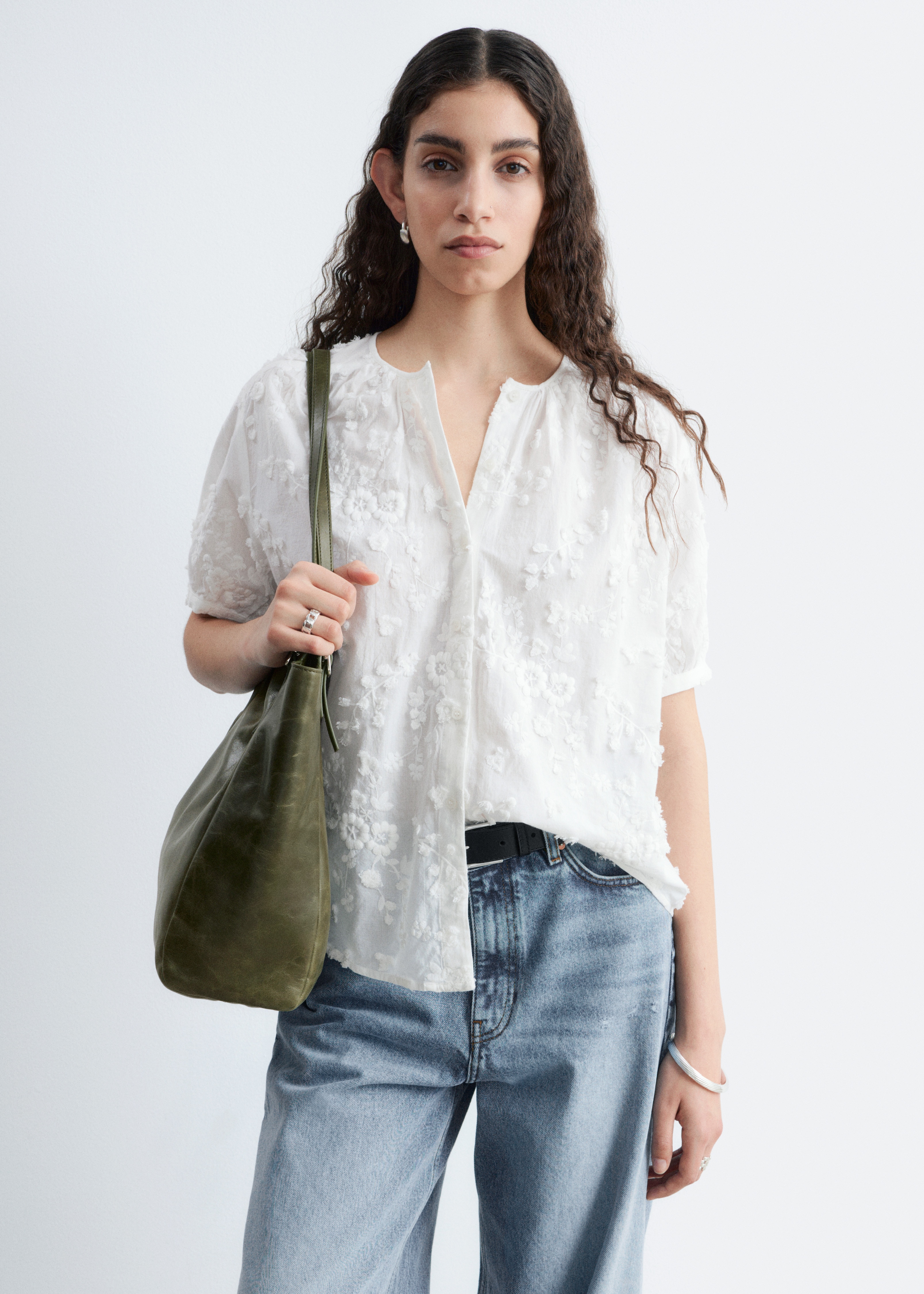 Camicetta oversize con maniche a sbuffo - Bianco/Bianco/Nero