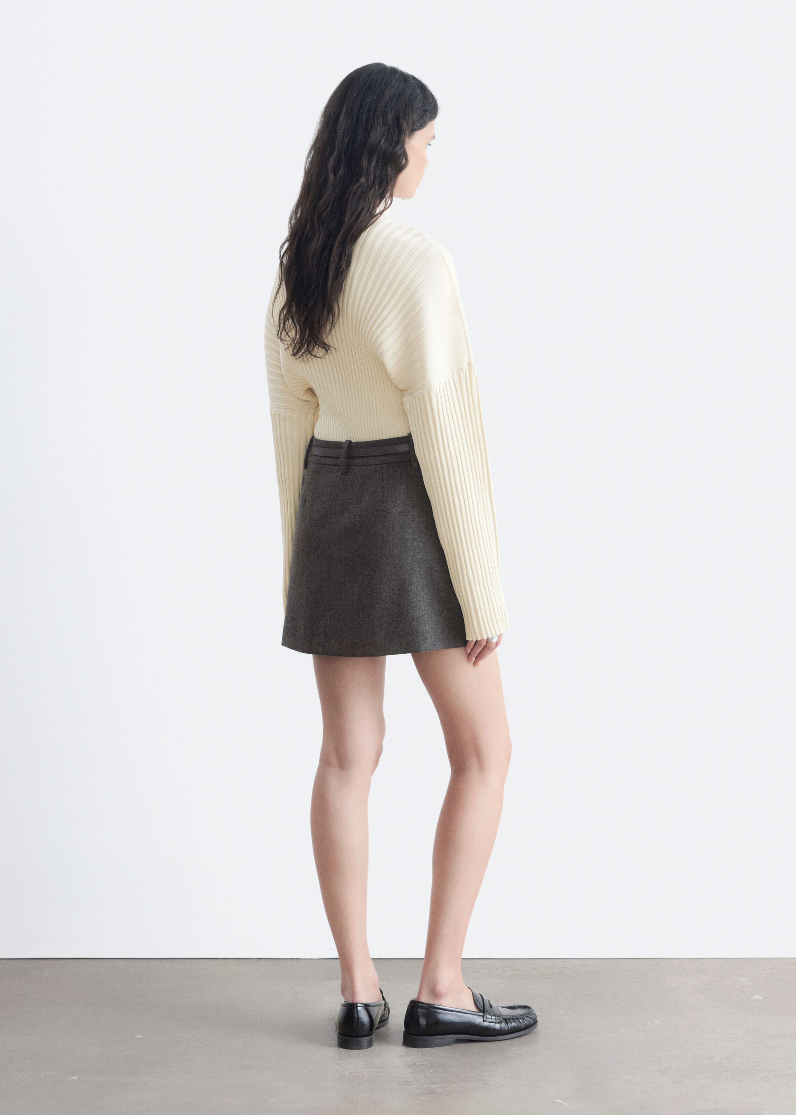 Maglione a coste con collo a lupetto - Verde - Lookbook