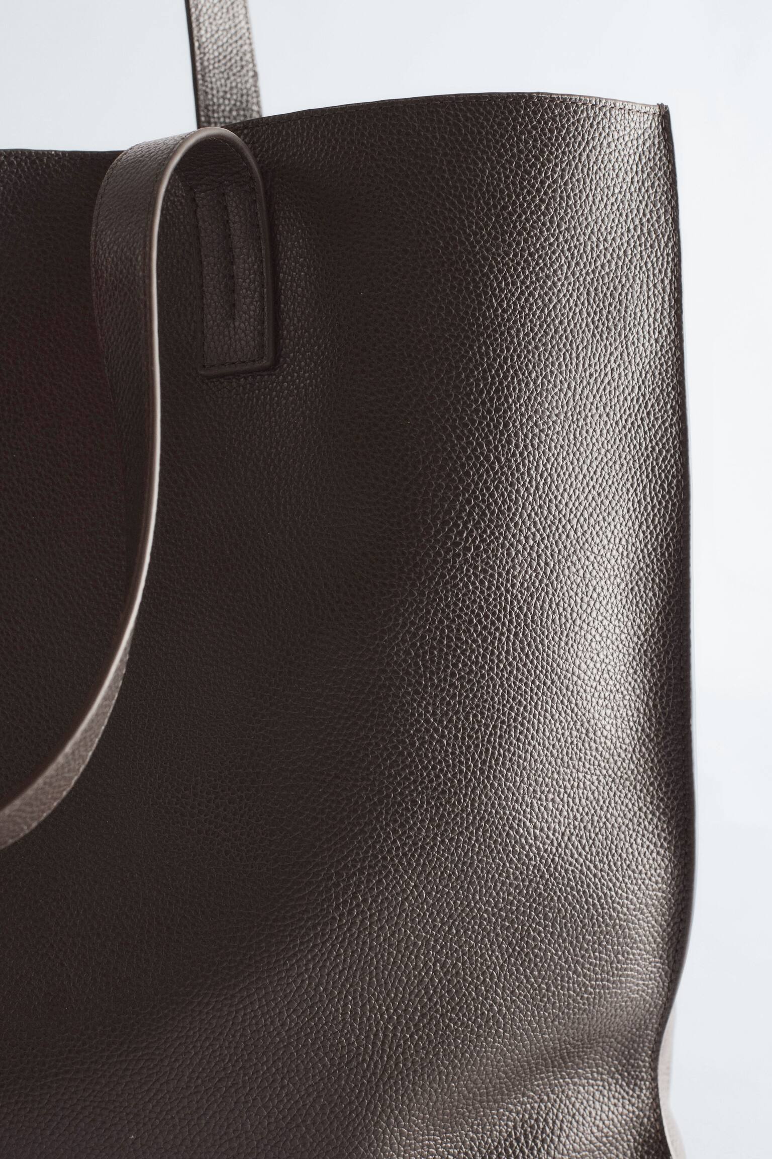 Tote bag en cuir - Brun foncé mat/Gris/Brun foncé verni/Vert kaki - 3