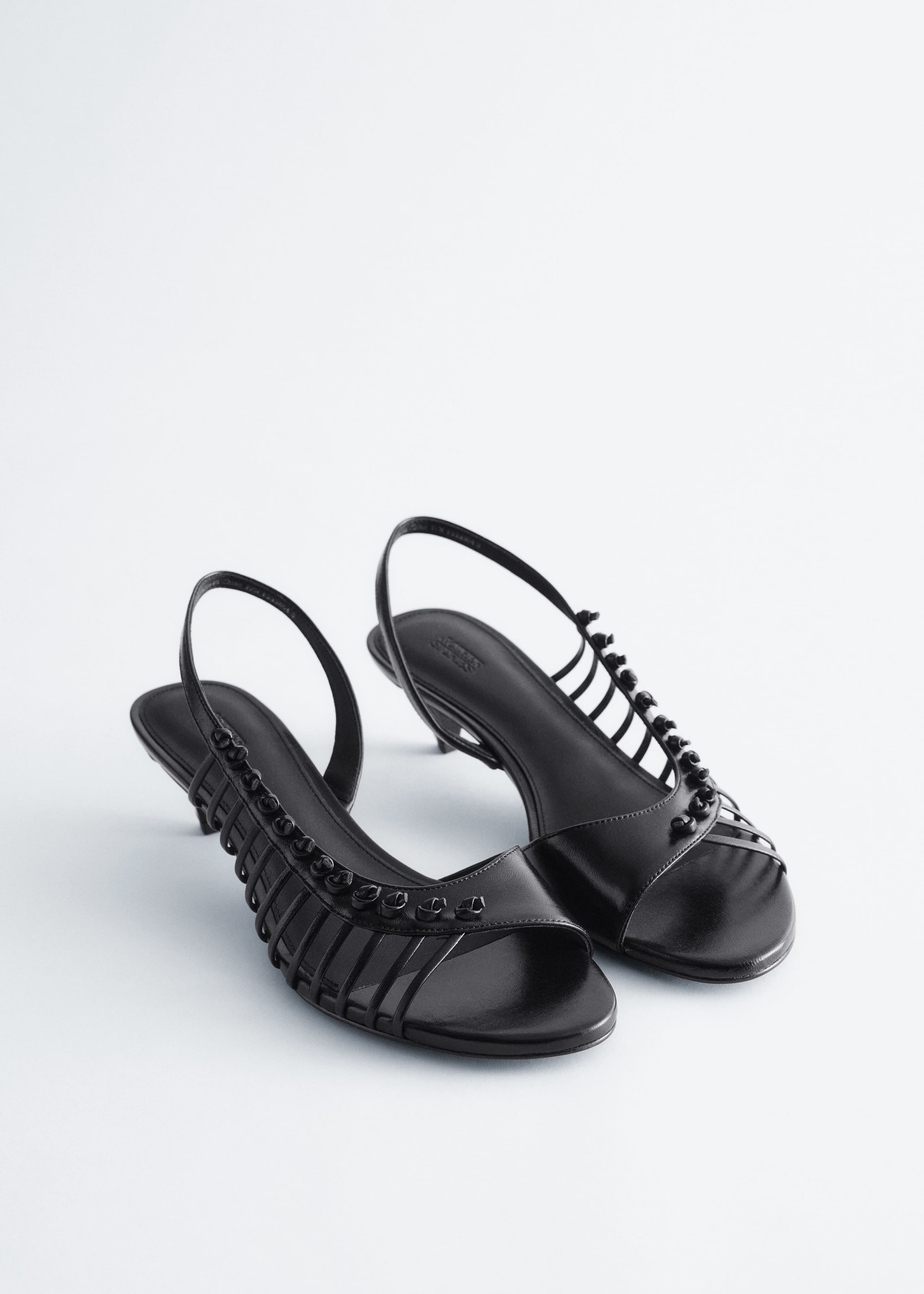 Image of Sandali in pelle con cinturini