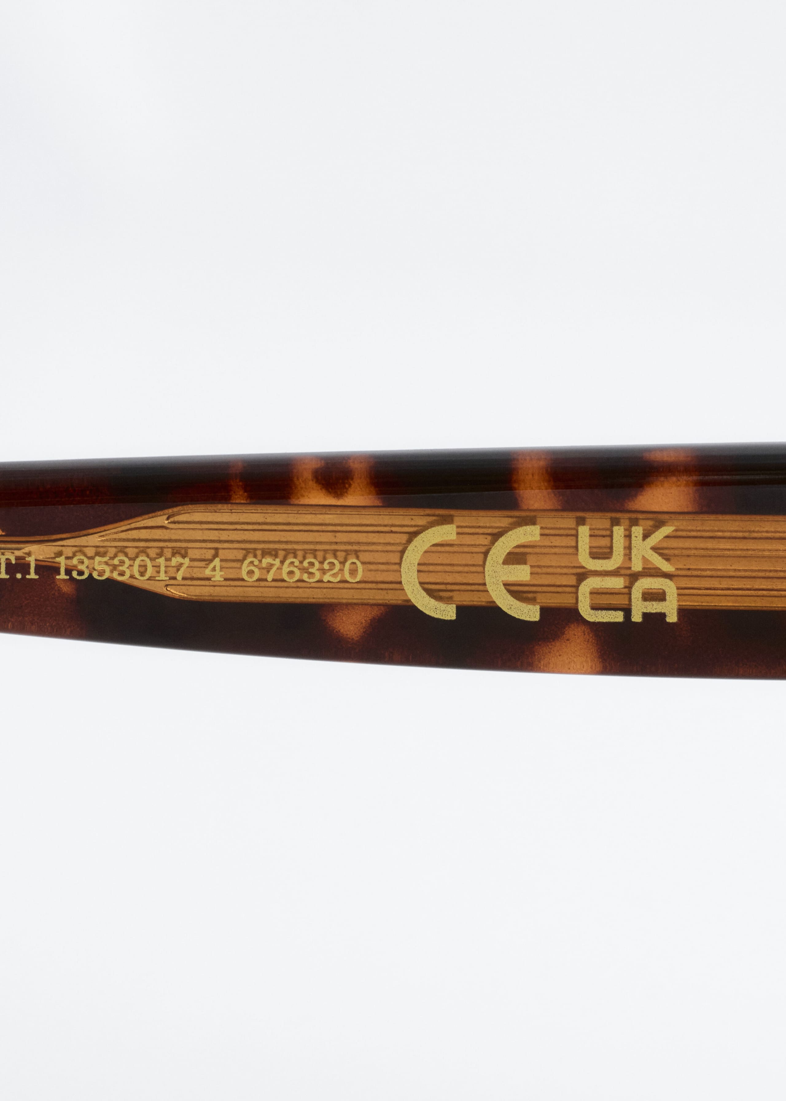 Chunky Rectangle Sunglasses - {{variantName}} - Descriptive Detail