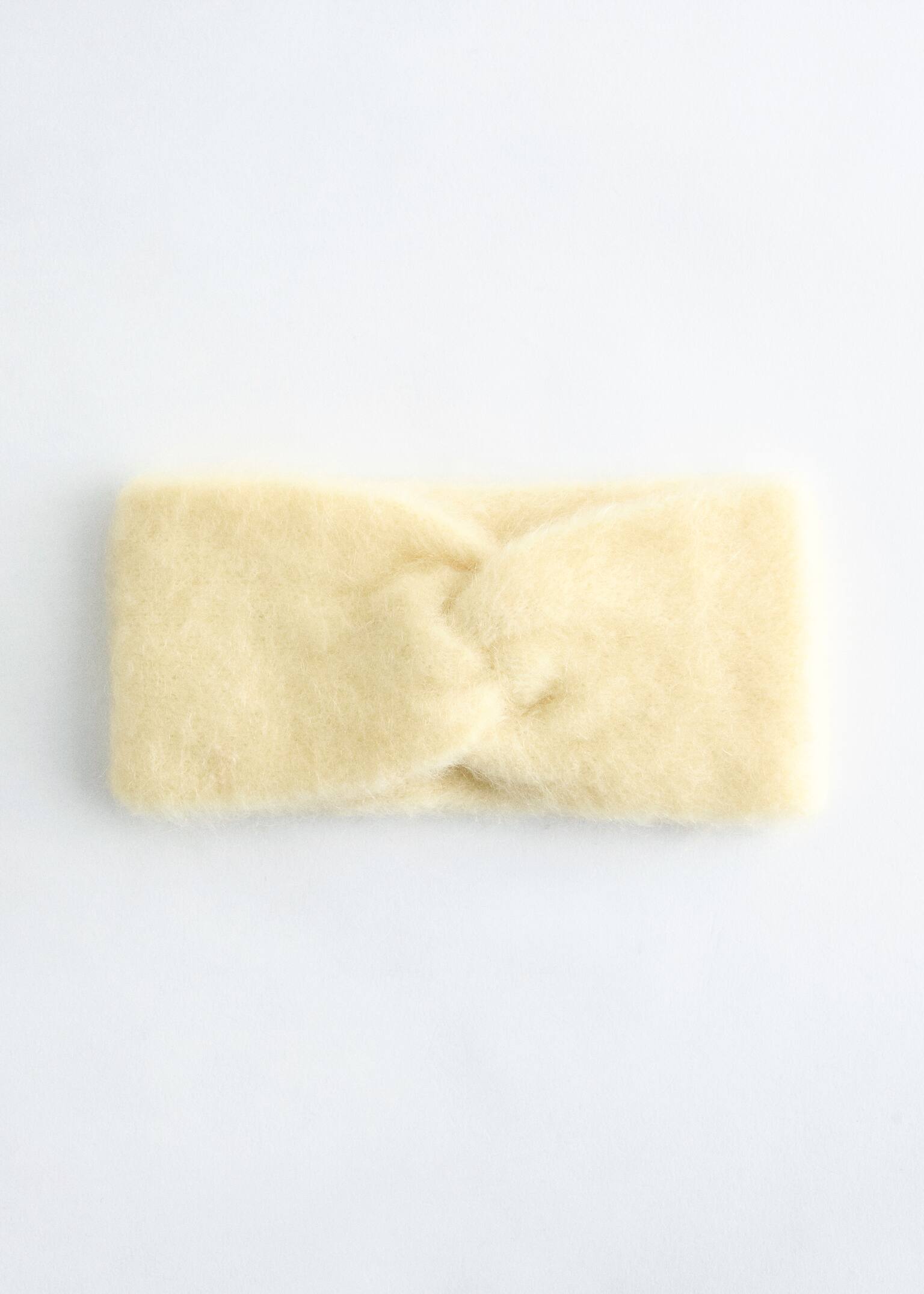Stirnband aus Mohair-Mix mit Twist-Detail vorne - Hellgelb