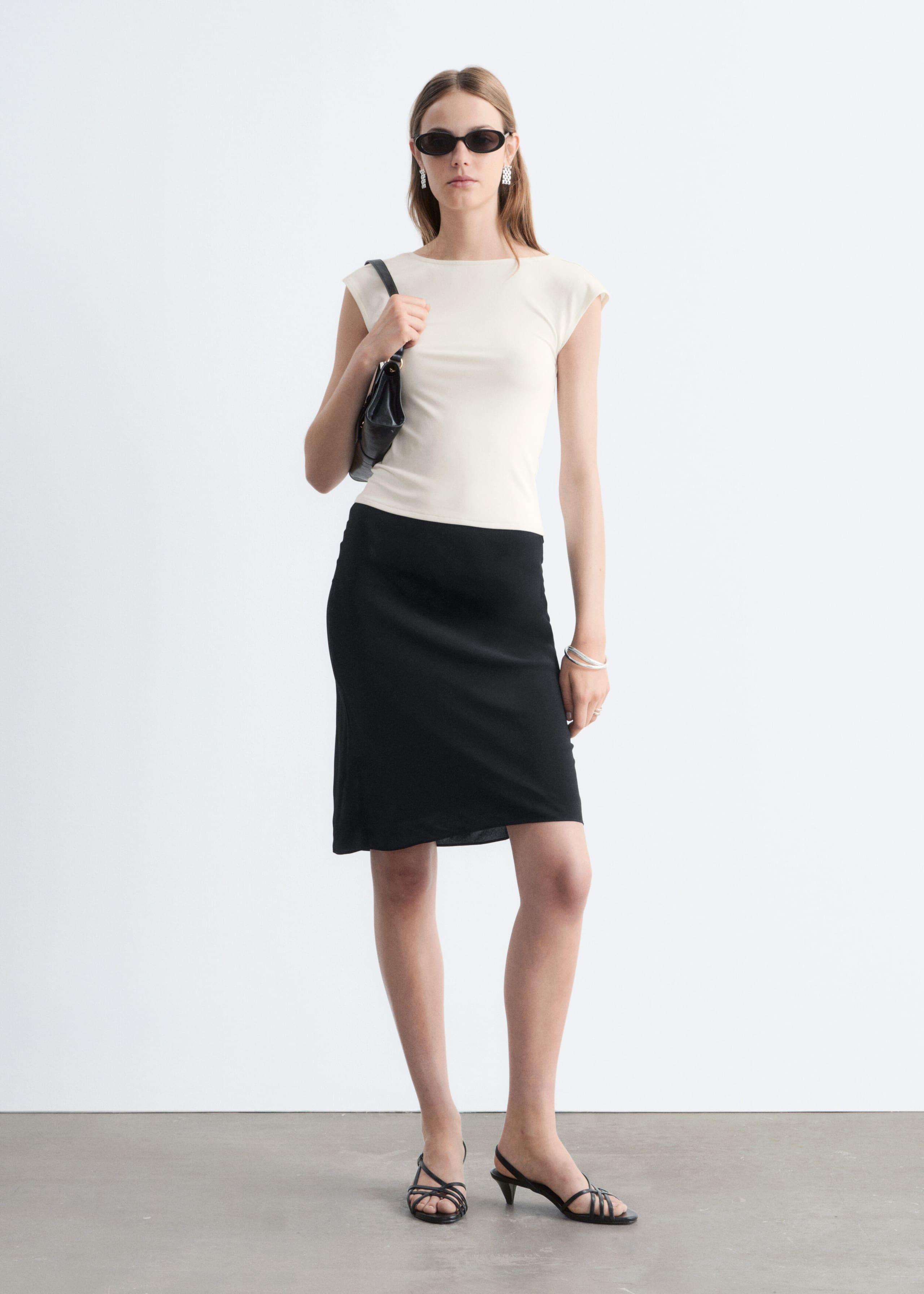 T-shirt ajusté à dos ouvert - Écru - Lookbook