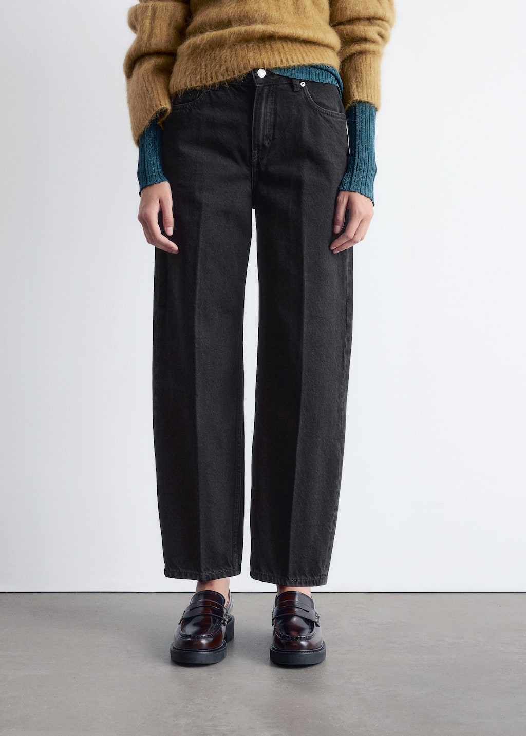 Image of Tapered Jeans