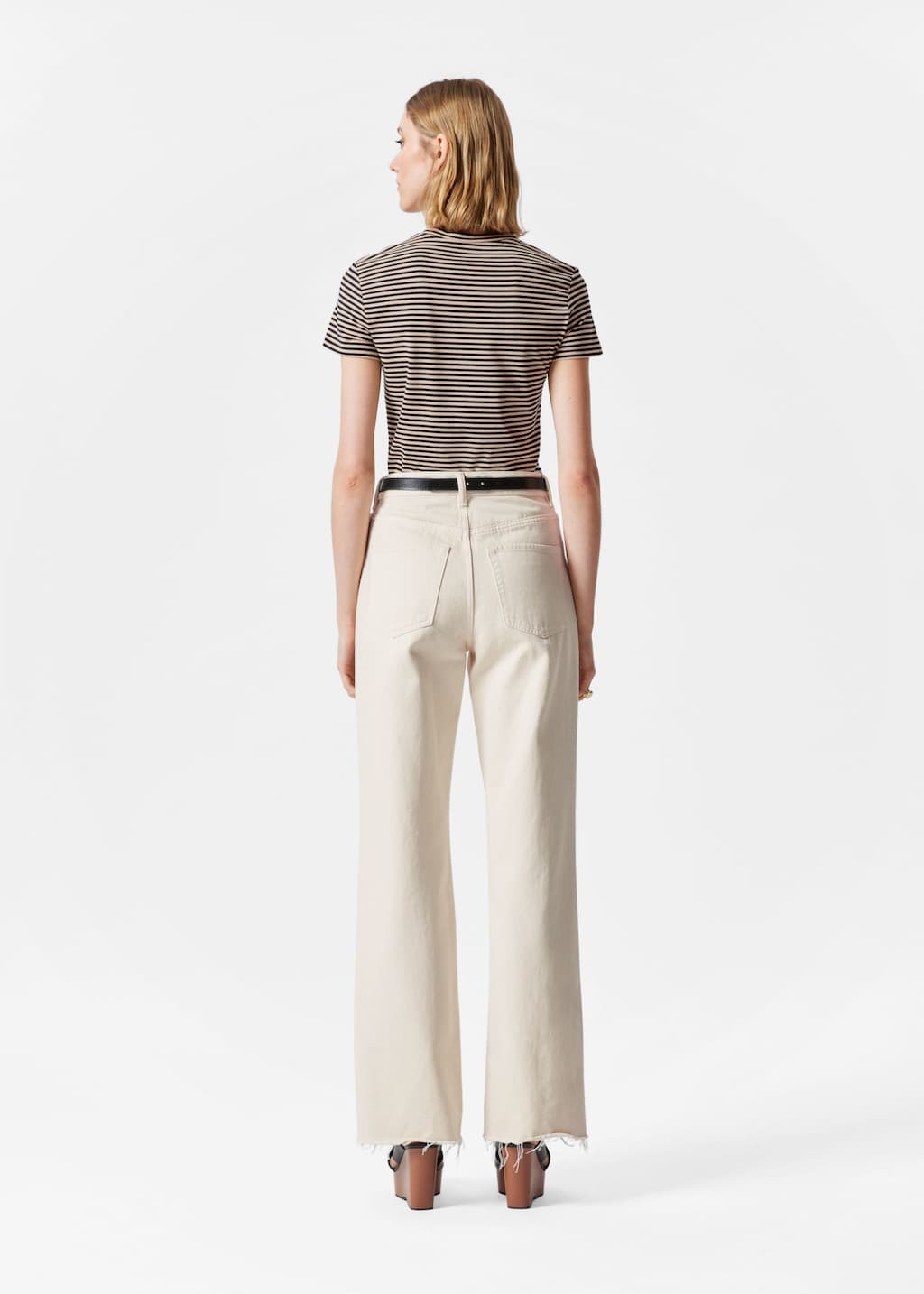 Camiseta bordada - Rayas beige/negras - Lookbook
