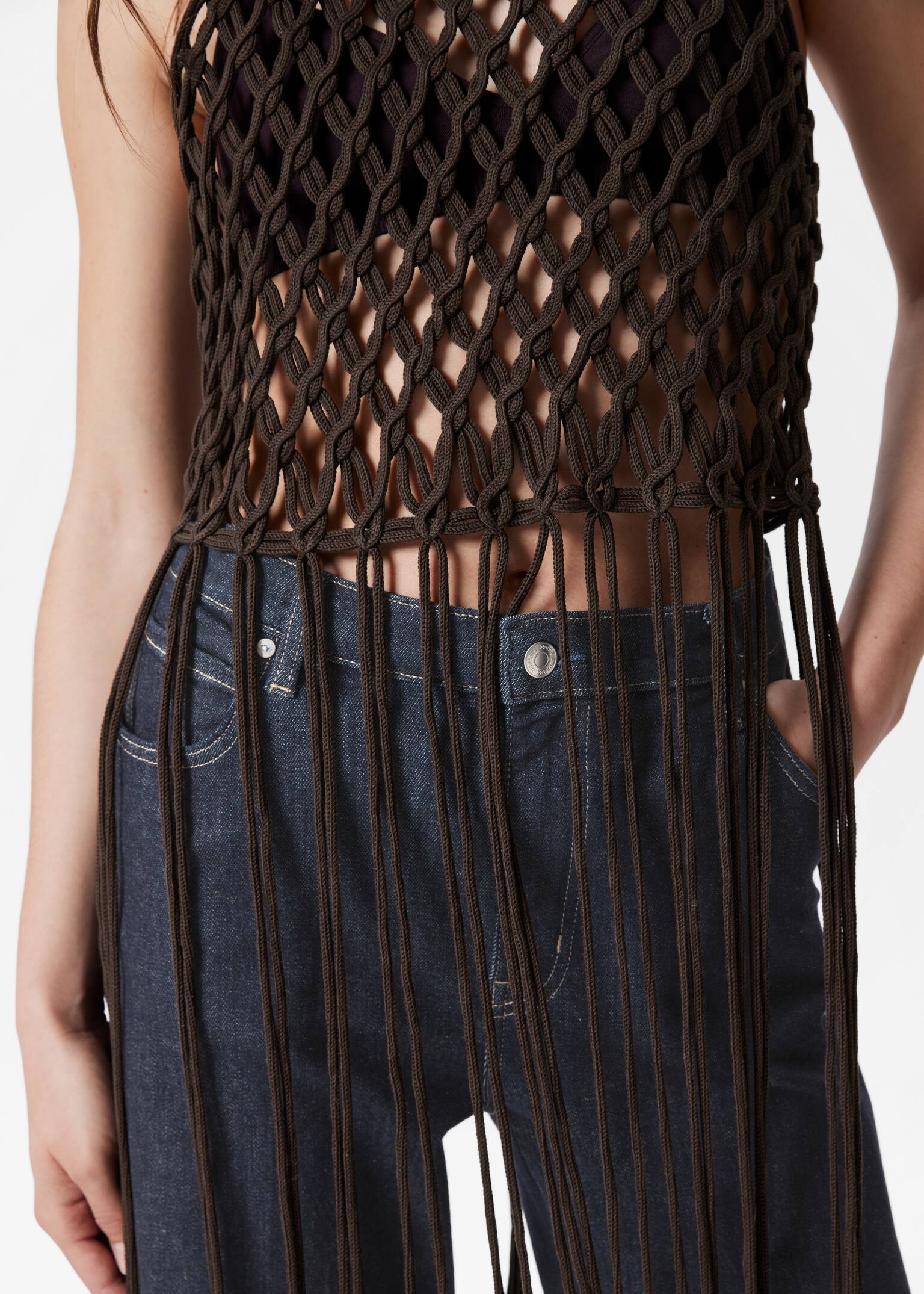 Haut à dos nu en macramé à franges - Marron foncé - 6