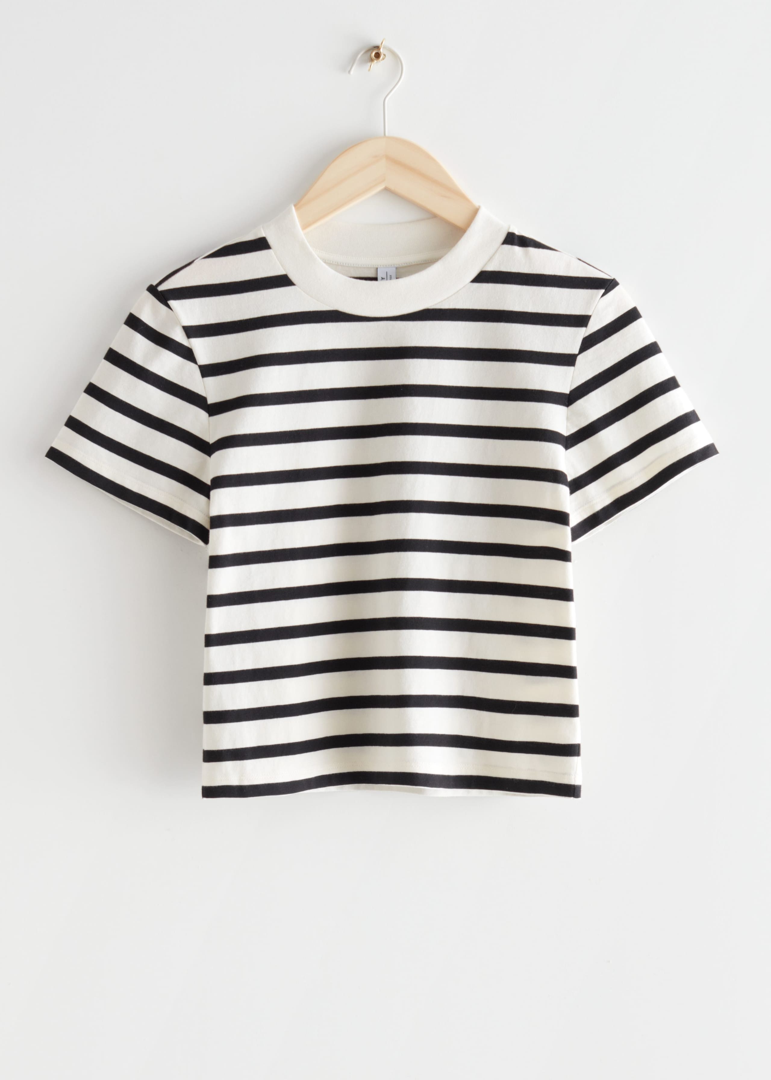 Fitted Cropped TShirt - White/Black Stripes - Bodegón