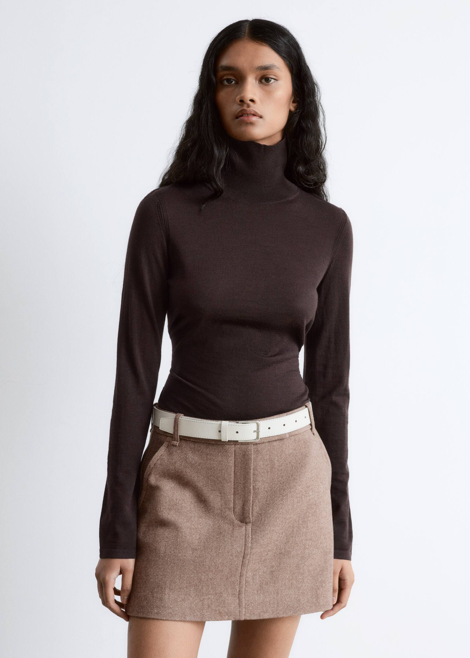Thin-Knit Wool Turtleneck - Dark Brown/Dark Blue/Yellow/Light Purple - 6