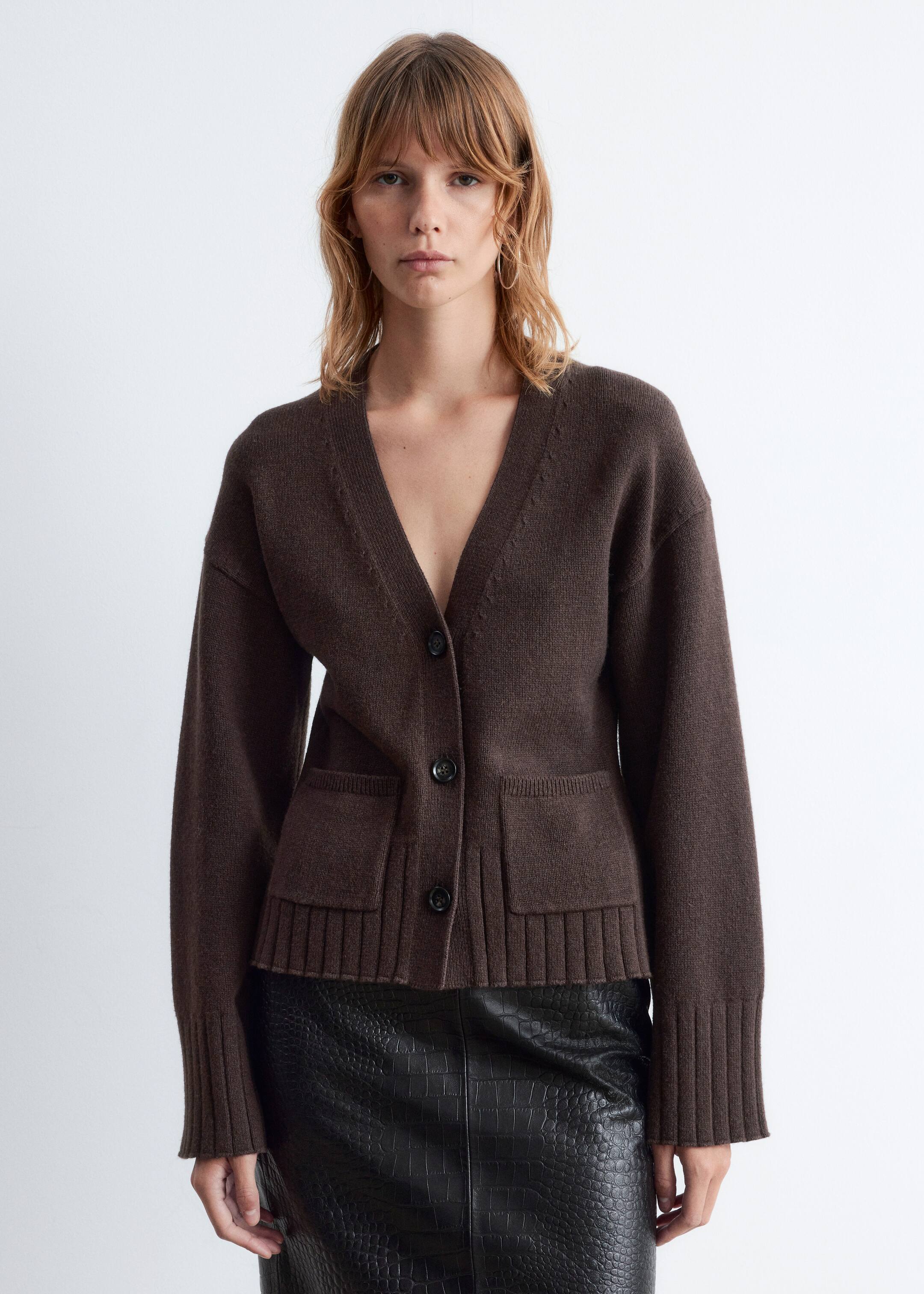 Agrandir l'image: Cardigan cintré en maille - Marron foncé - FEMME | H&M CH 1