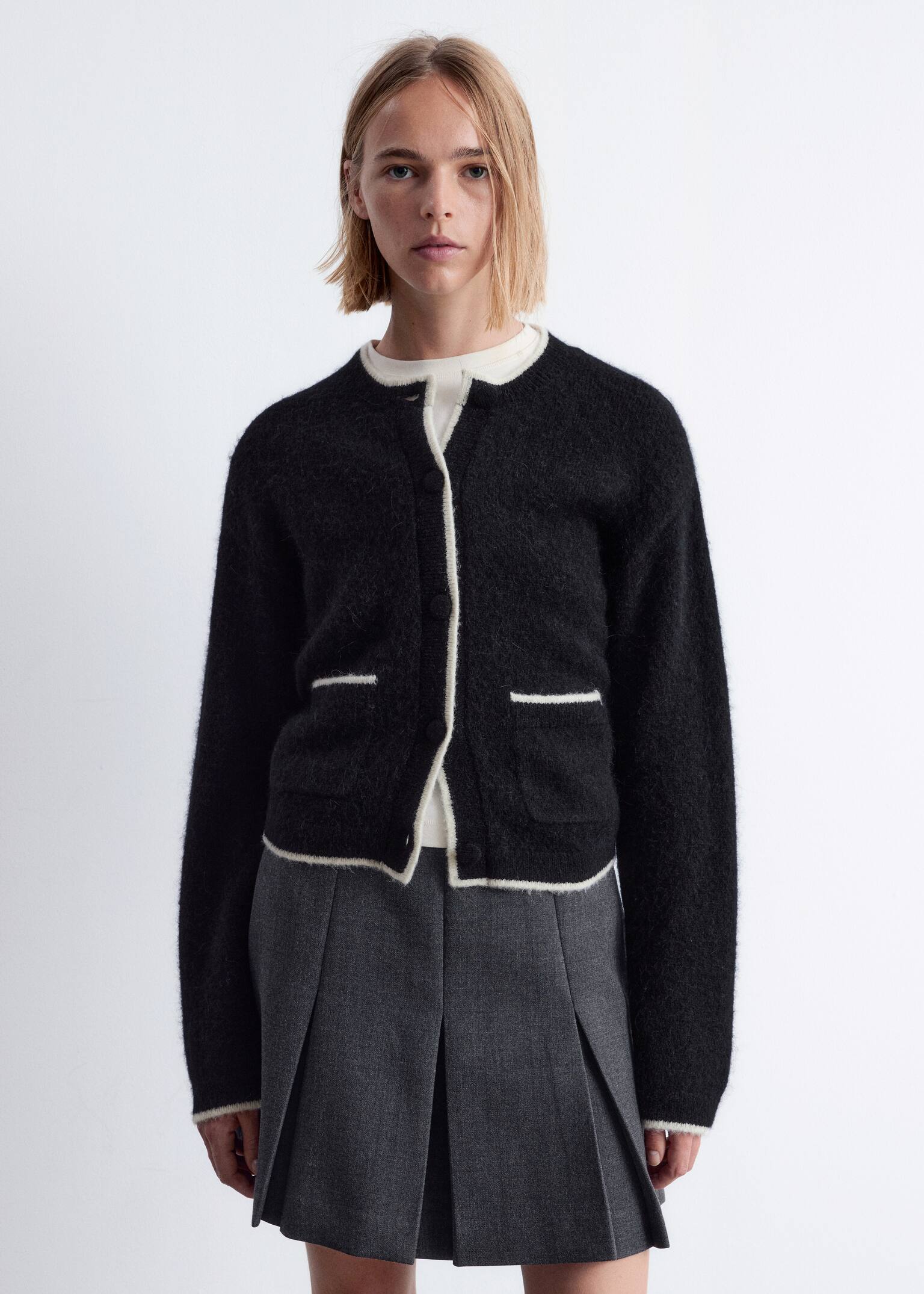 Boxy vest met ronde hals - Zwart/ivoorwit