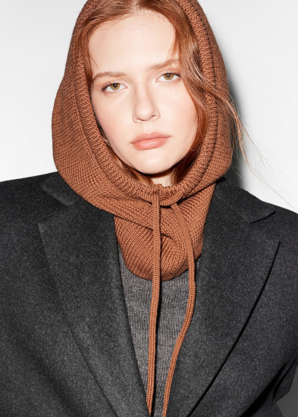 Balaclava oversize in lana - Nero - Lookbook