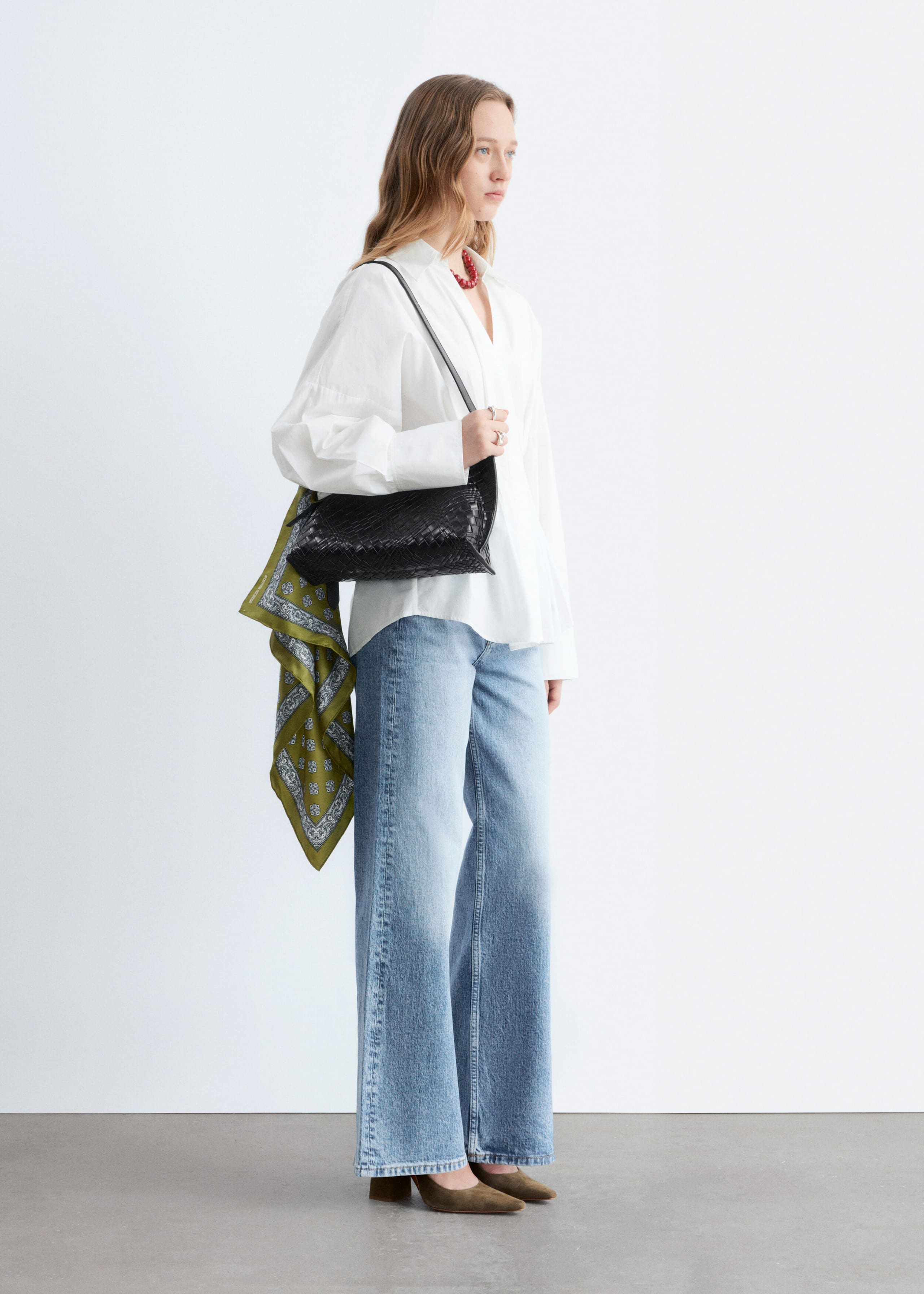 Image of Bawełniana koszula z dopasowaną talią