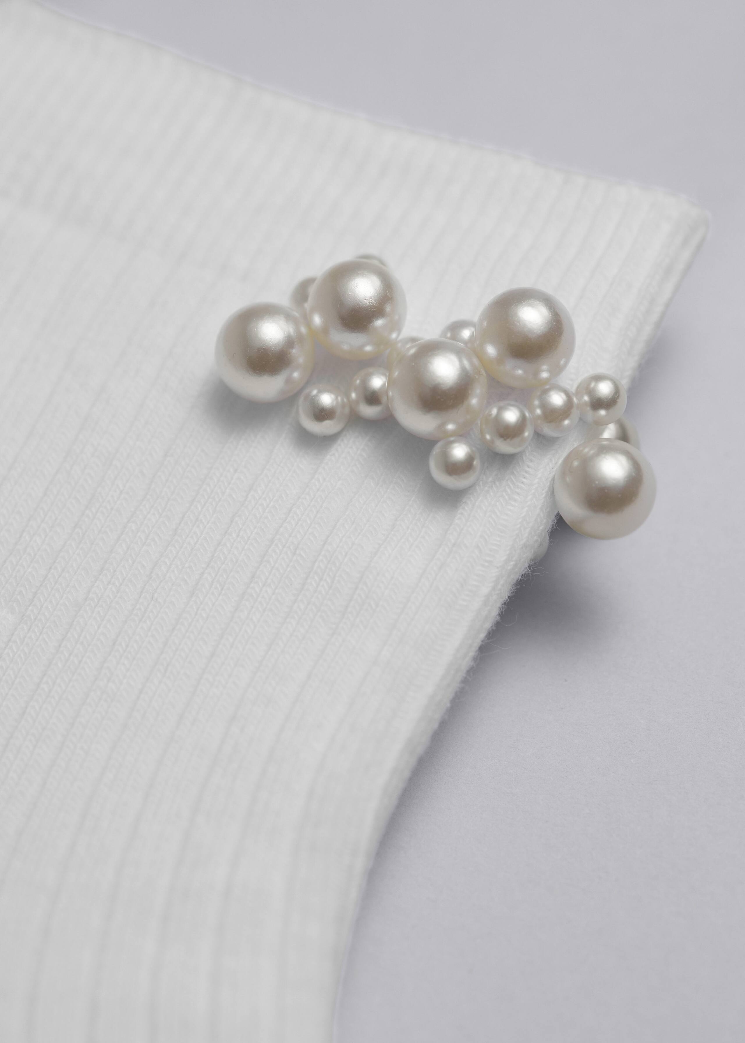 Pearl-Embellished Ankle Socks - {{variantName}} - Descriptive Detail