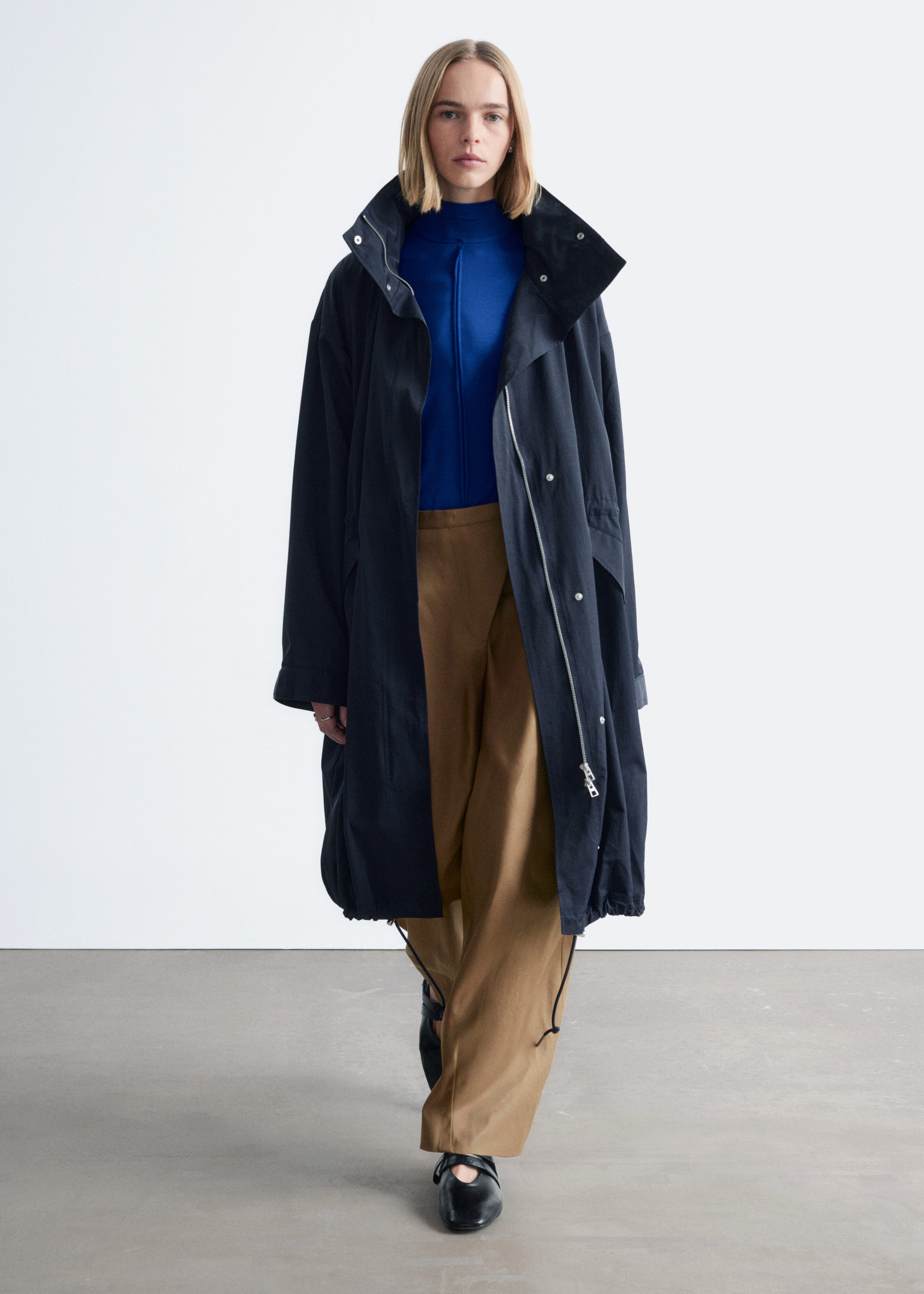 RAREEKA フード付きダークブルーコート Drawstring Parka Coat - Dark Blue - & Other Stories US