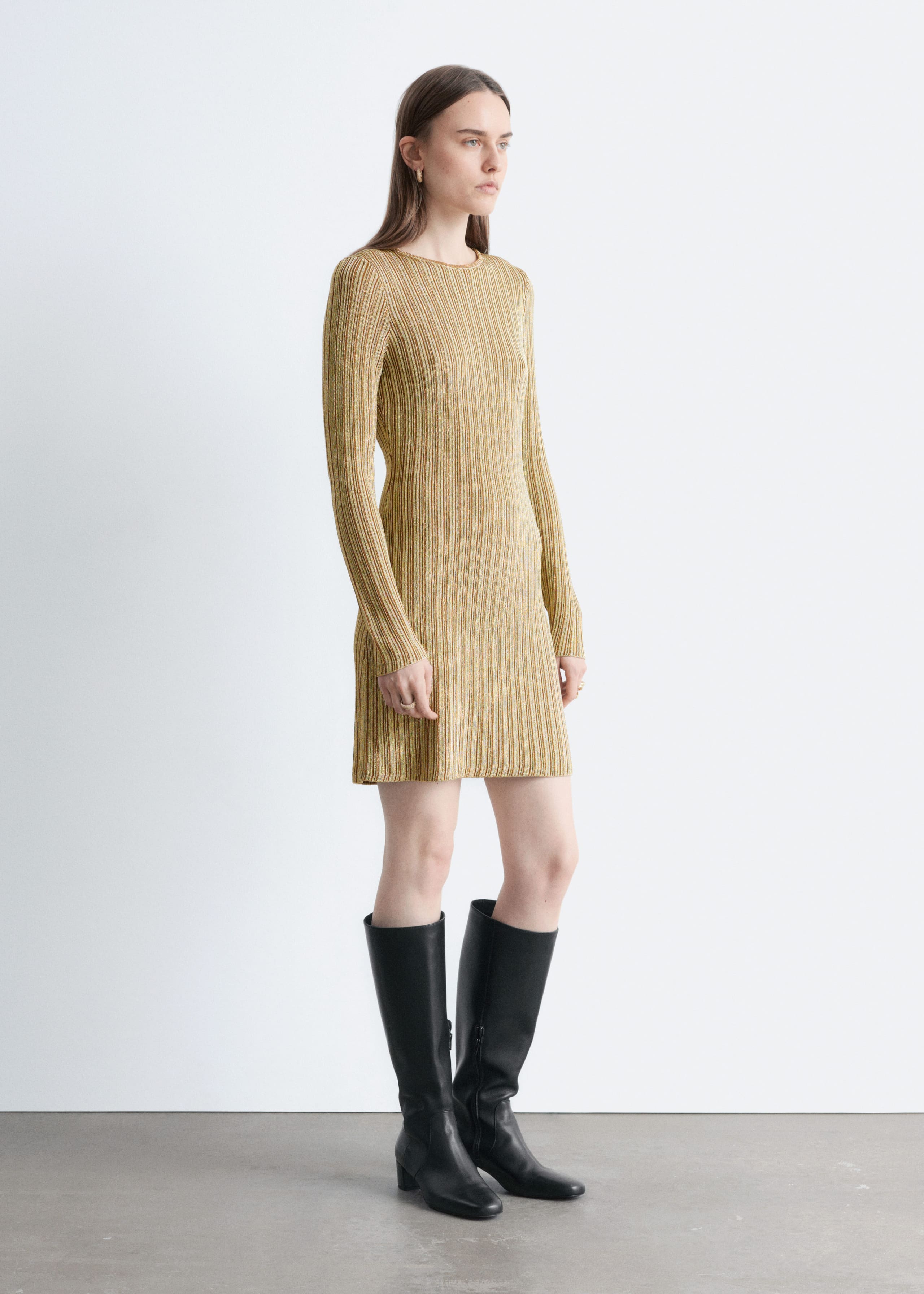 Image of Langärmliges Minikleid aus Rippstrick