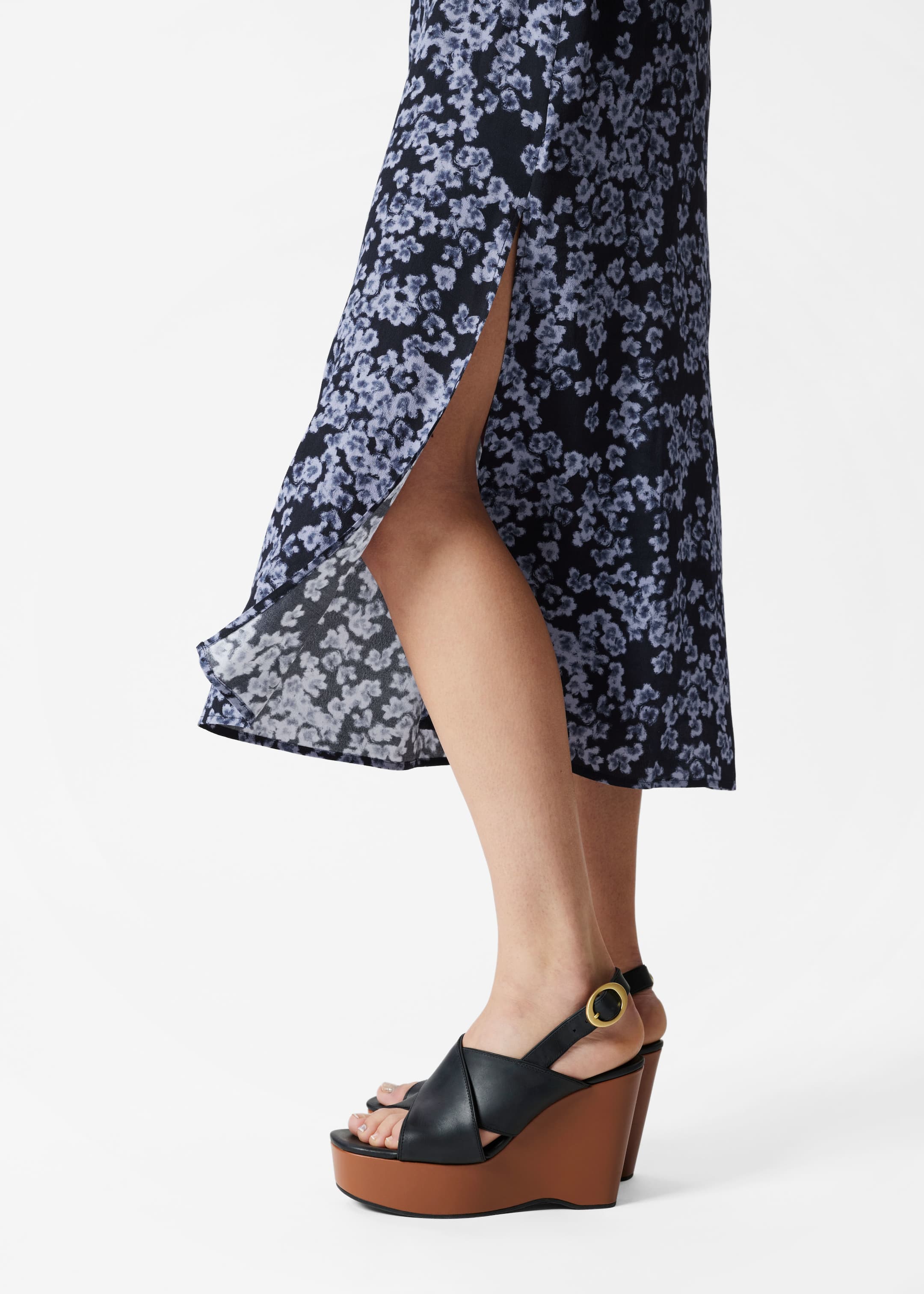 Grösseres Bild ansehen: Midikleid mit V-Ausschnitt - Blau/Geblümt - DAMEN | H&M CH 3