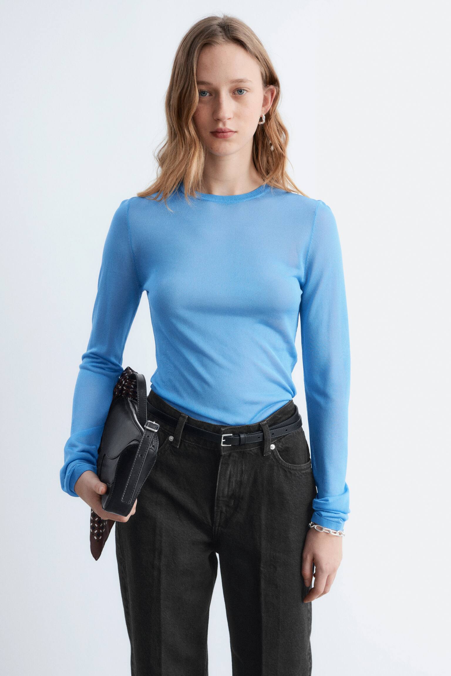 חולצה דקה בסריגה צפופה - 6