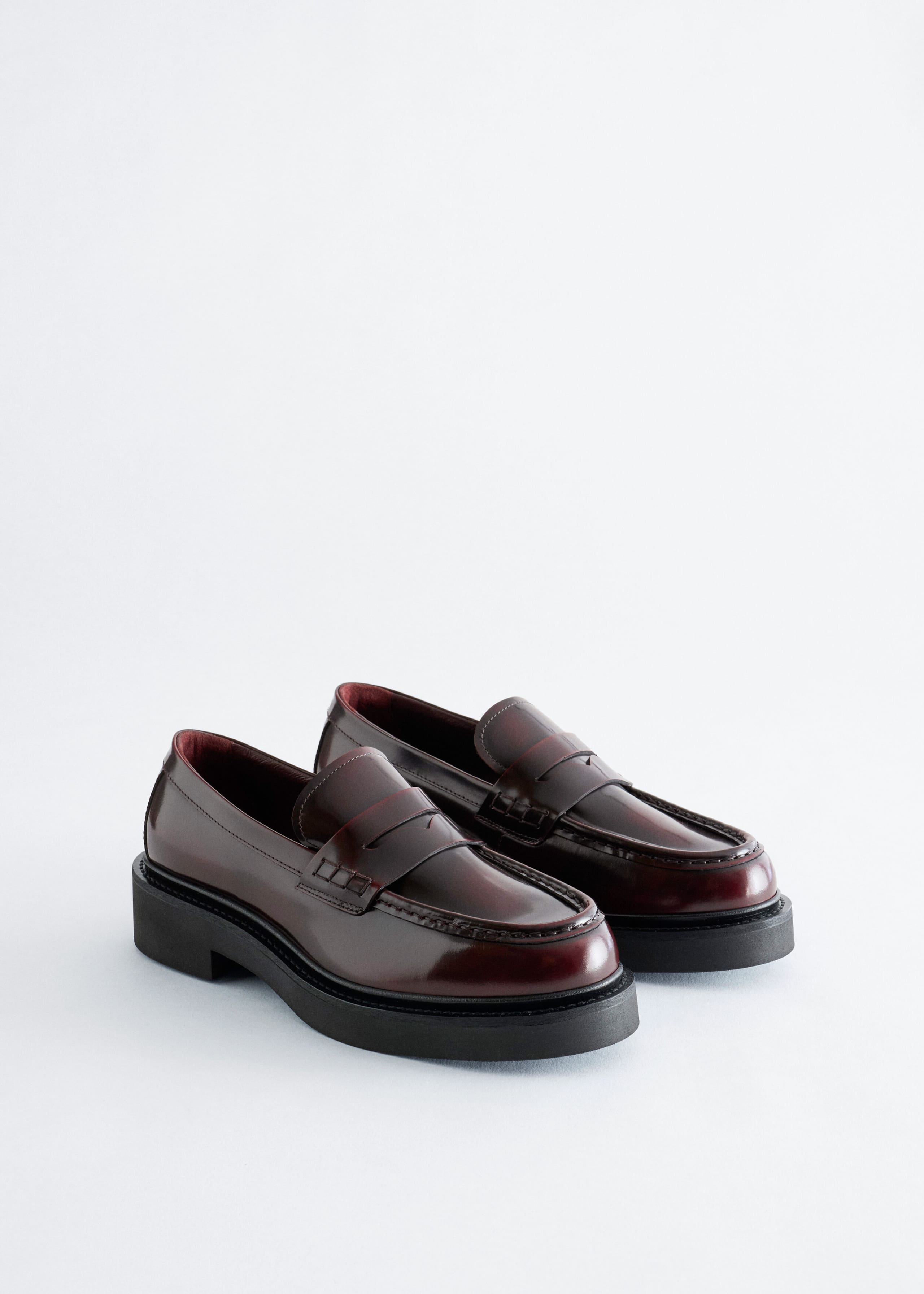Mocassins en cuir épais - Rouge foncé - Still Life