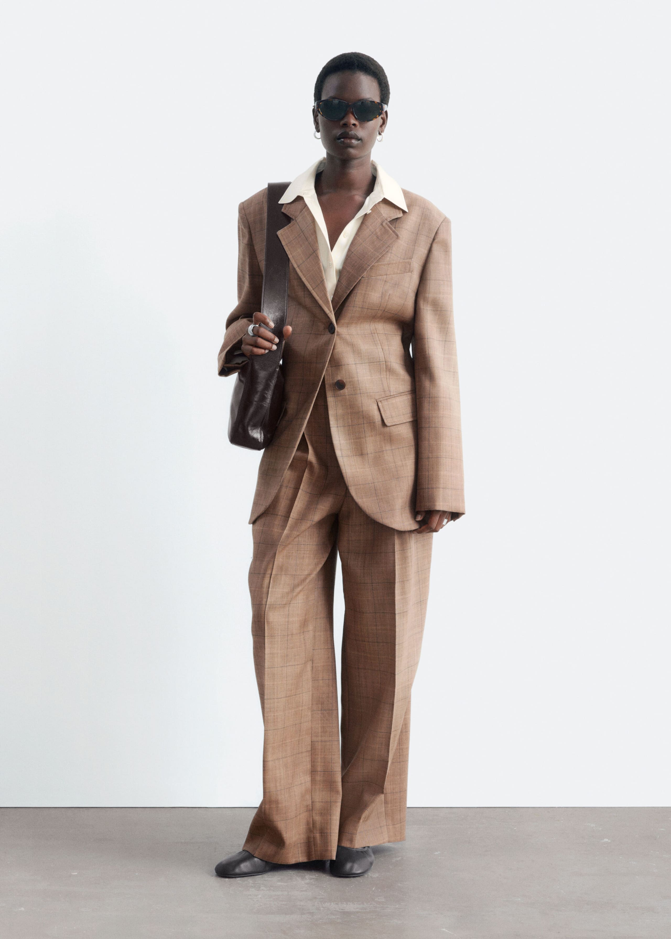Single-breasted wollen blazer - Donkerbeige/geruit - Lookbook