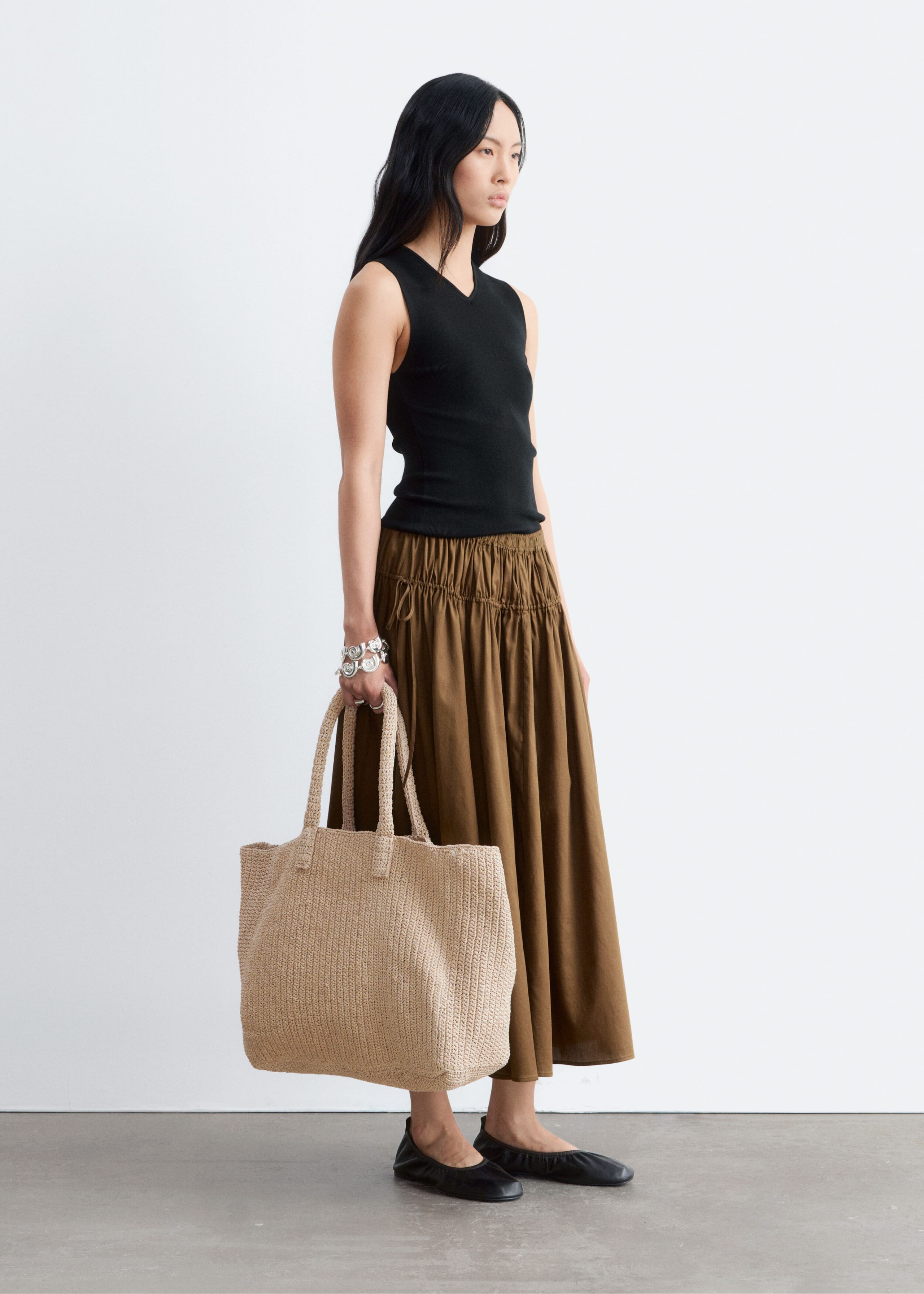 Image of Sleeveless V-Neck Knitted Top