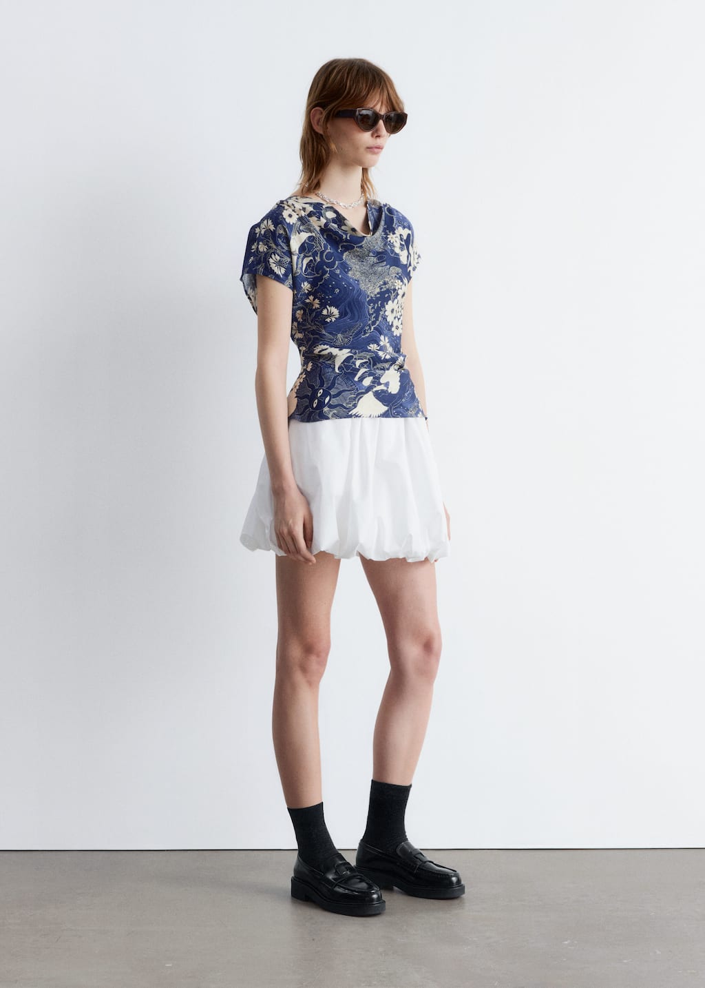 Image of Topp med draperad urringning
