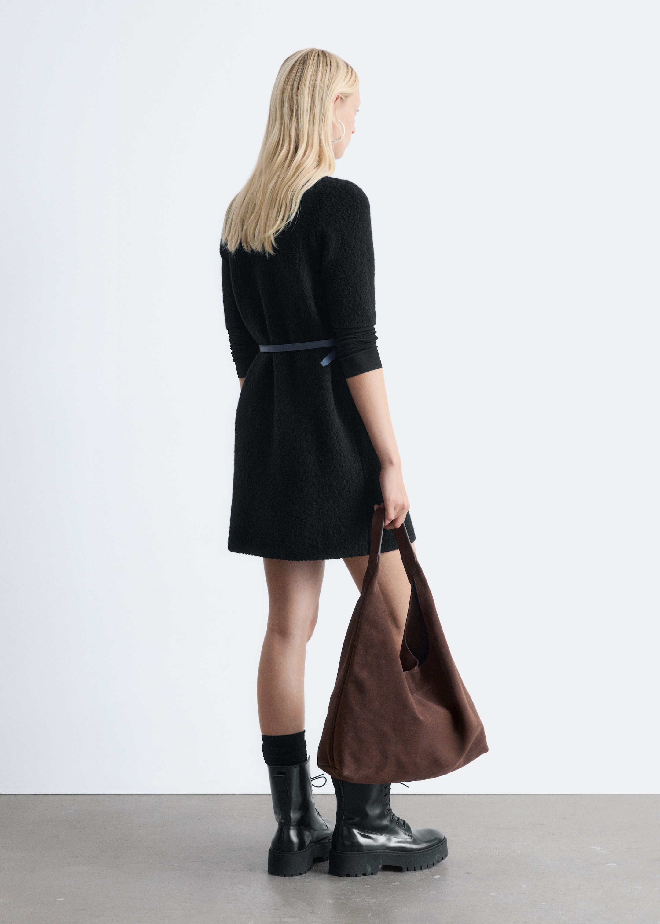 Agrandir l'image: Robe courte à col montant en laine bouclée - Noir - FEMME | H&M CH 5