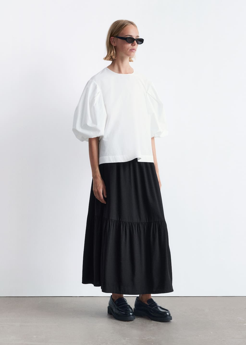 Image of Tiered Midi Skirt