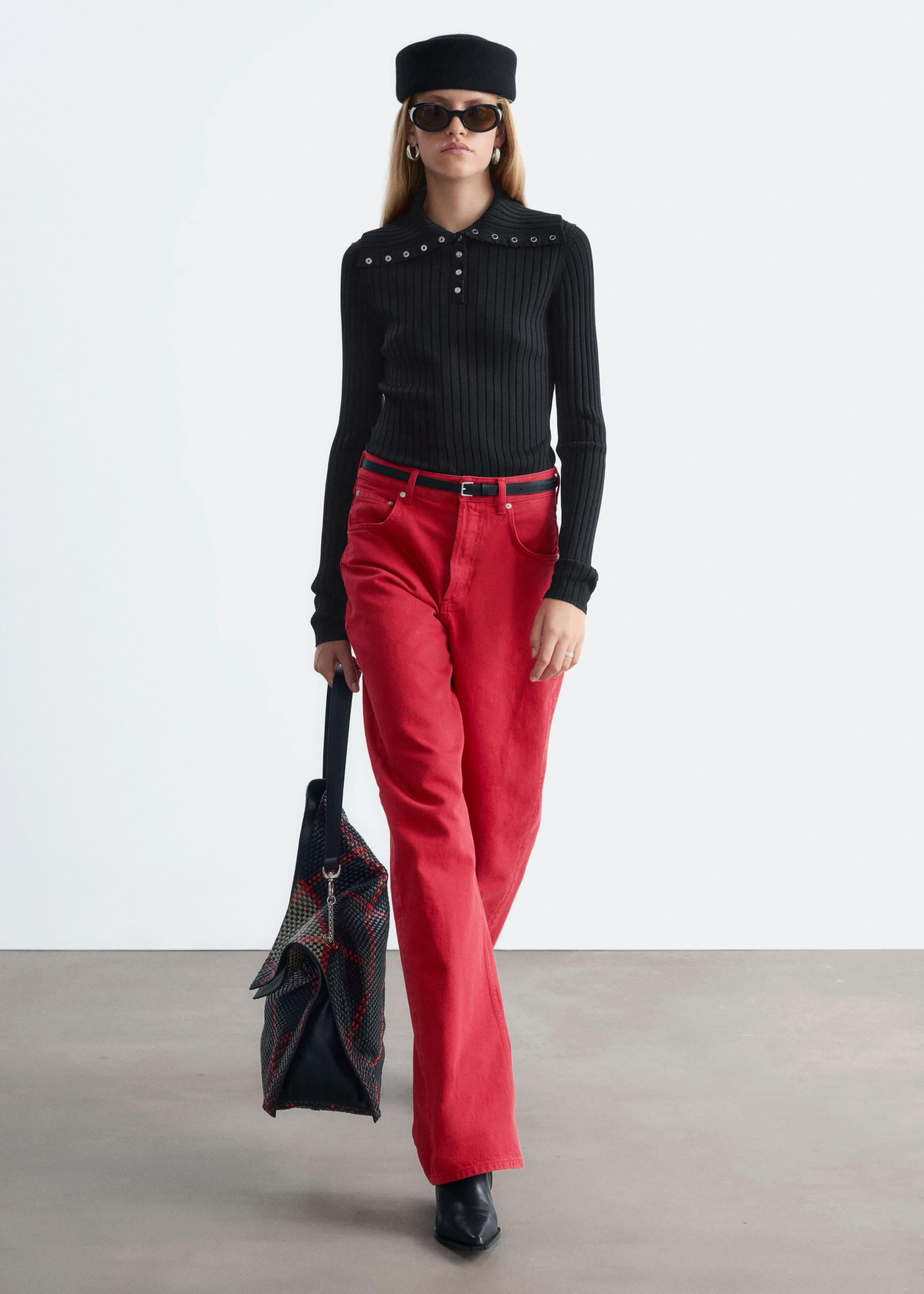Barrel-Leg Jeans - Red - Lookbook
