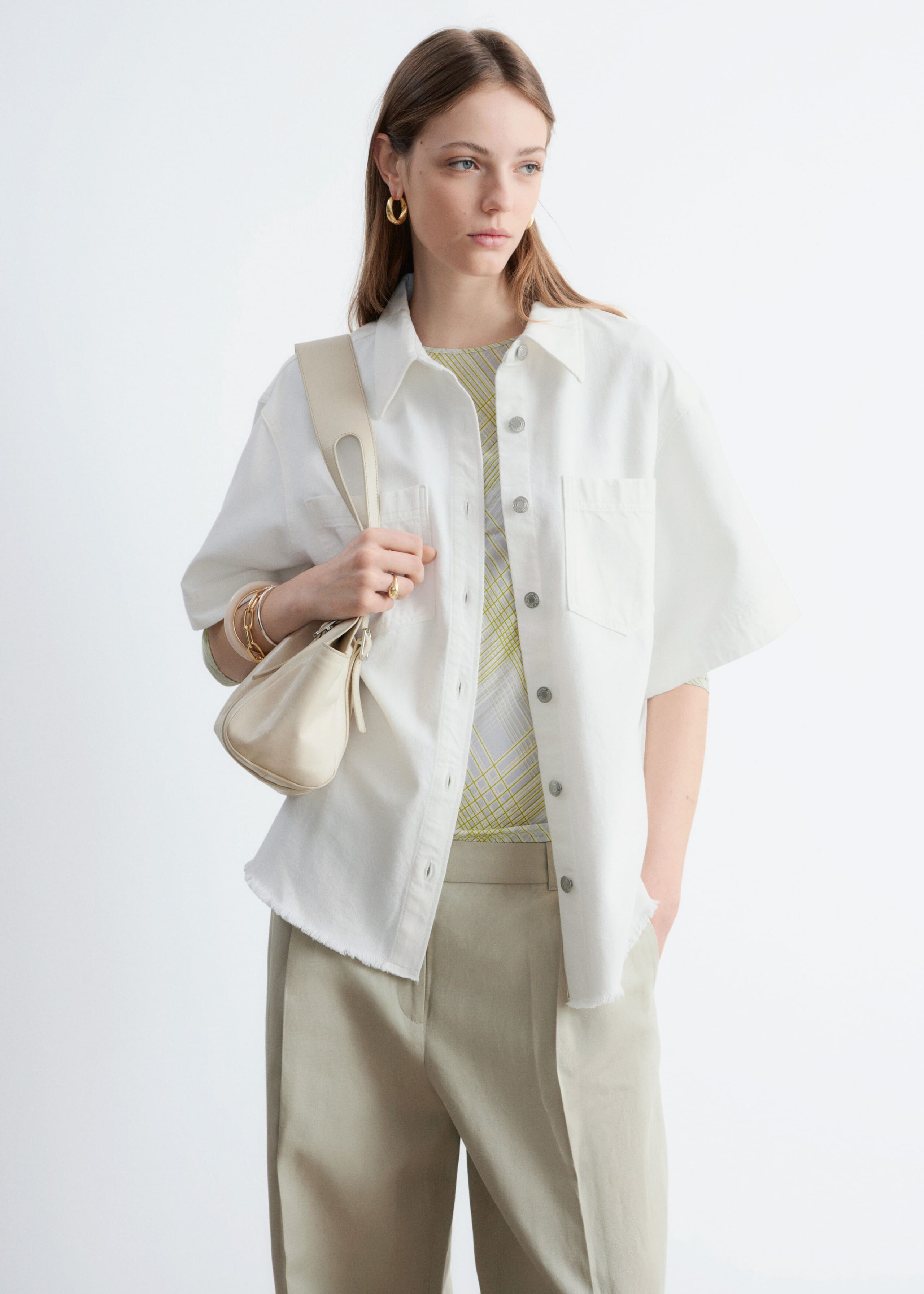 Relaxed Short-Sleeve Denim Shirt - White - Lookbook