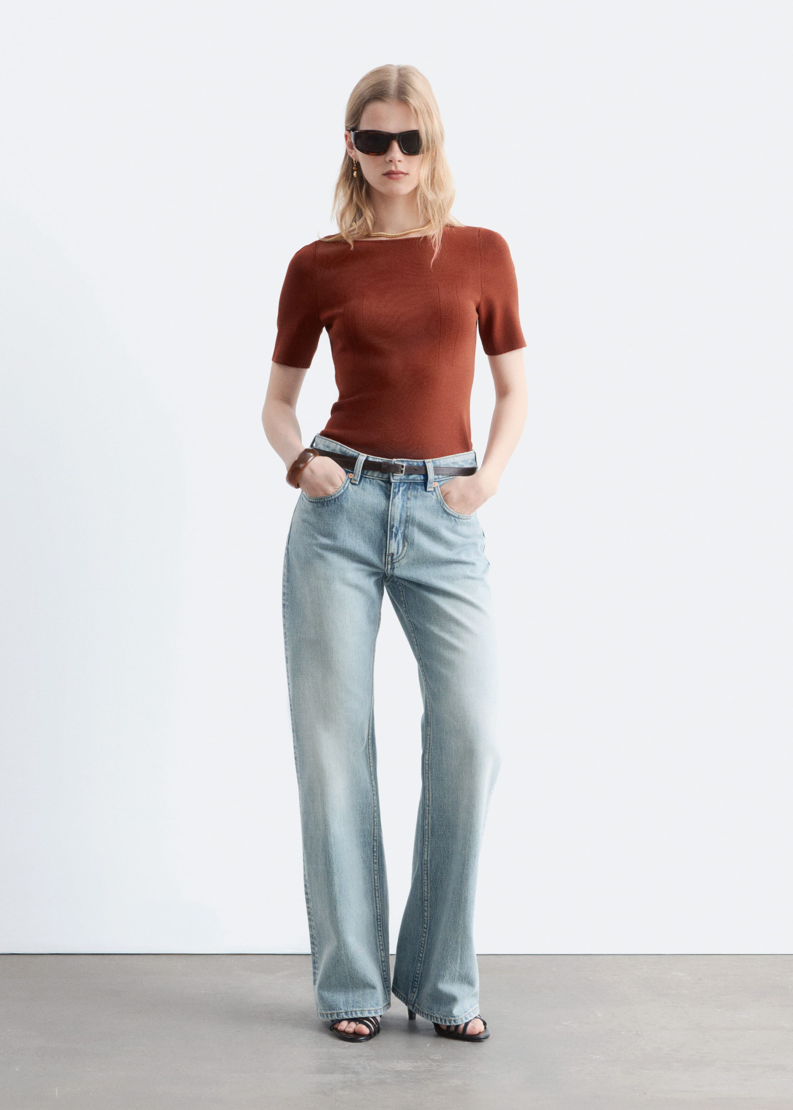 Bootcut-Jeans mit mittelhohem Bund - Retro-Blau - Lookbook