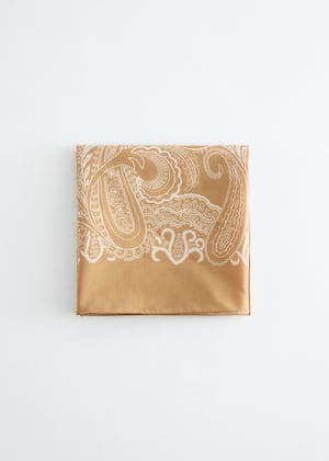 Beige/Paisley