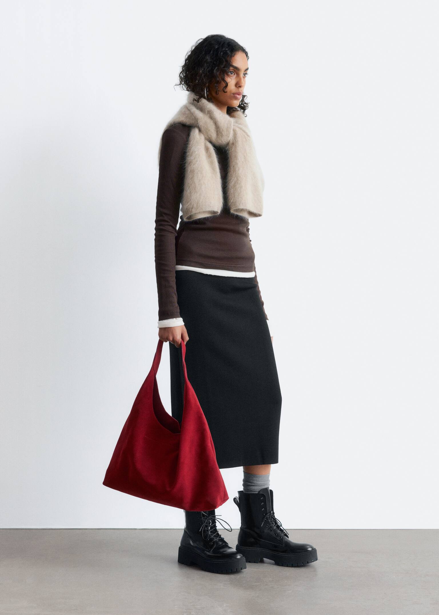 Knitted Pencil Midi Skirt - Black