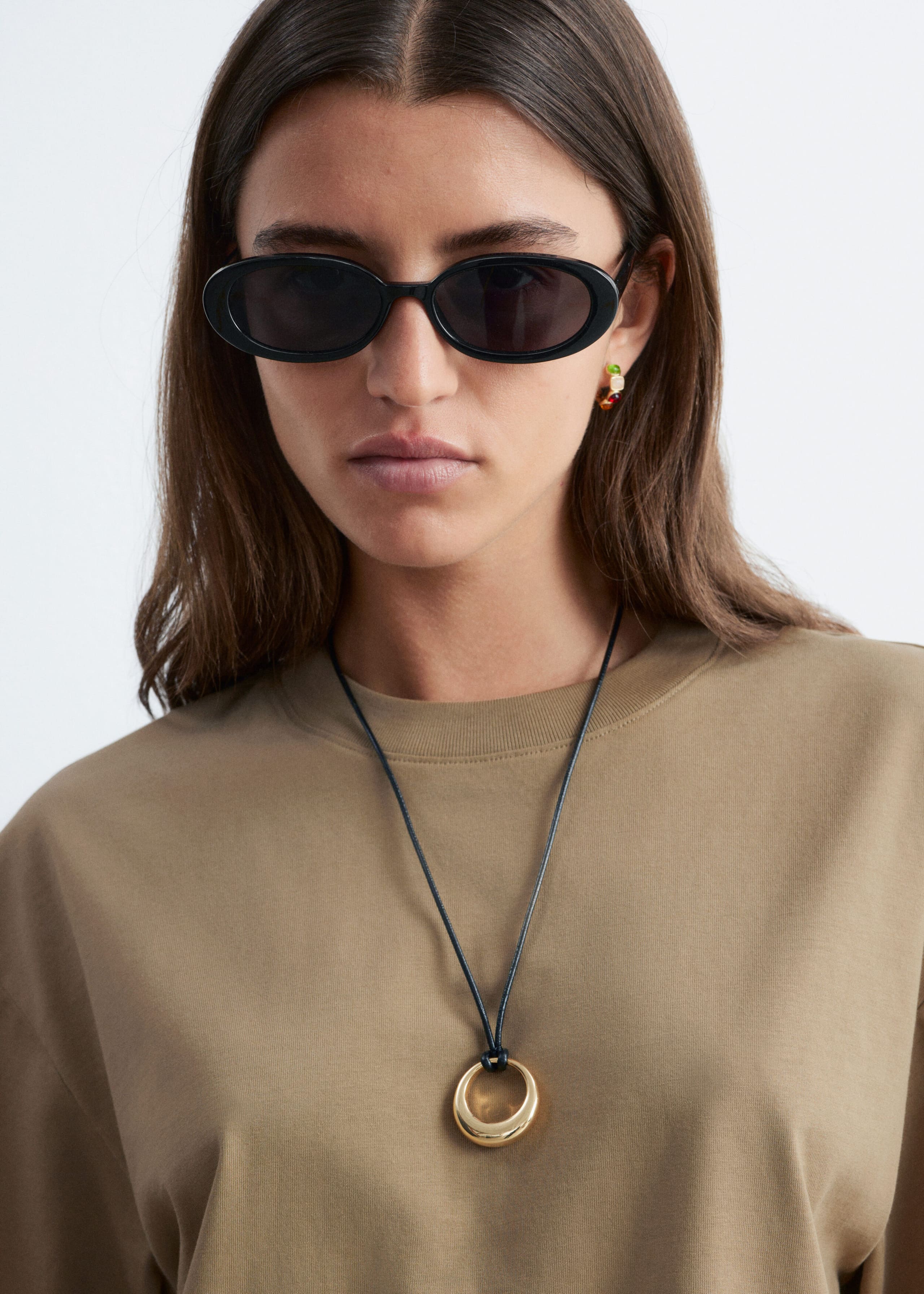 Boxy T-Shirt - Black - Lookbook