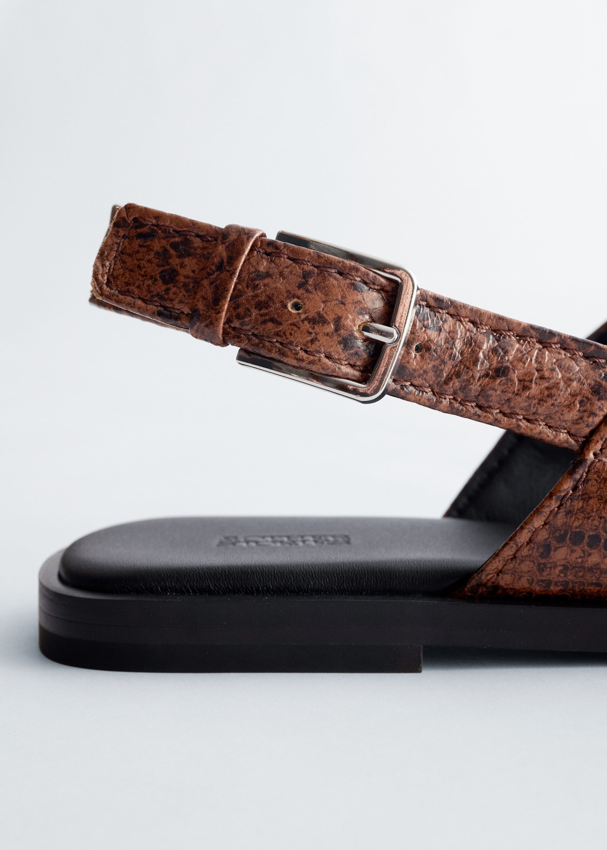 Image of Crossover-Sandalen aus Leder