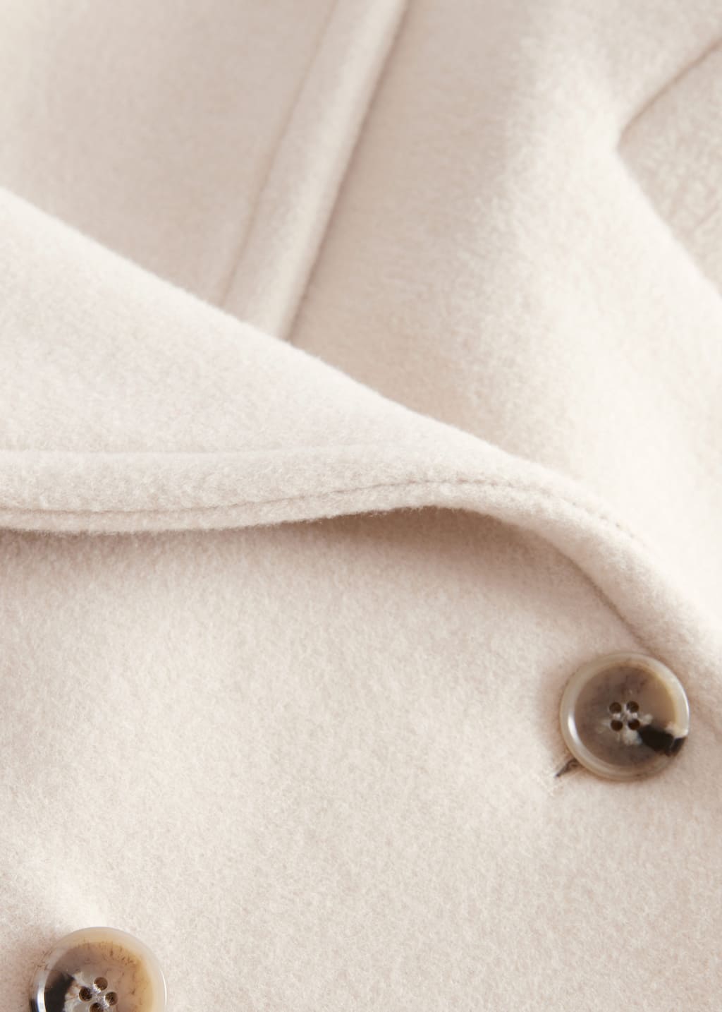 Oversized Wide Collar Wool Coat - {{variantName}} - Descriptive Detail
