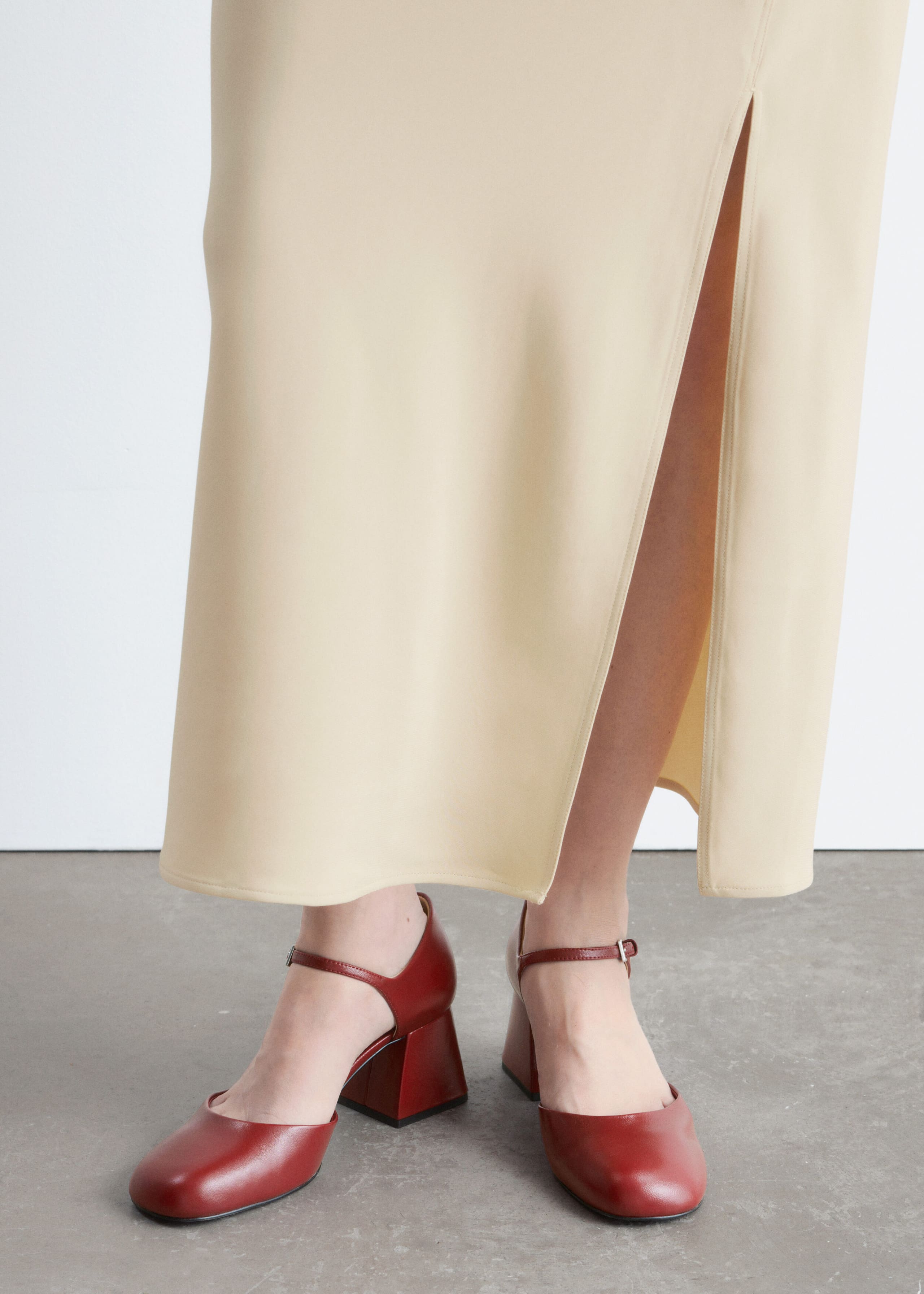 Leren pumps met blokhak - Gebroken wit - Lookbook