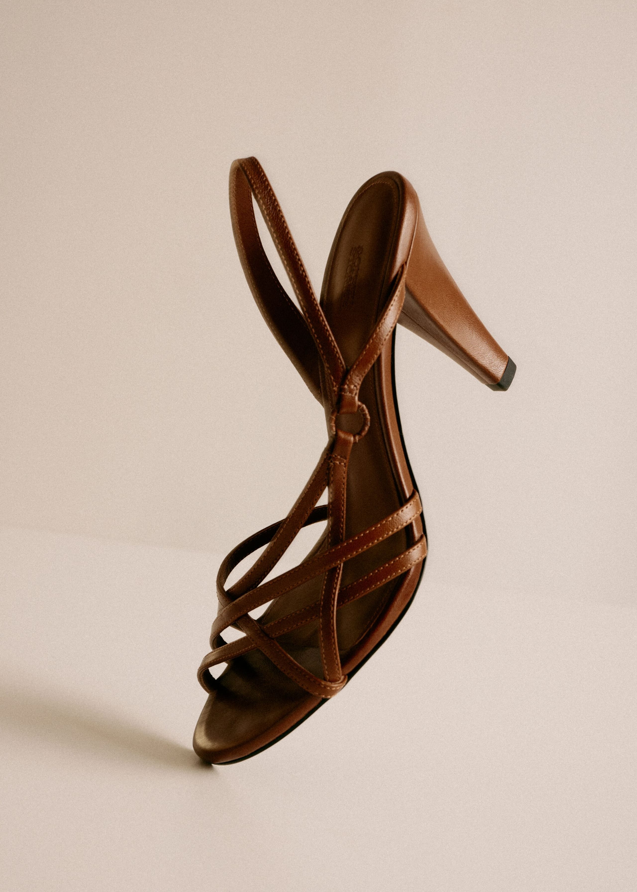 Image of Leather Ring Sandals