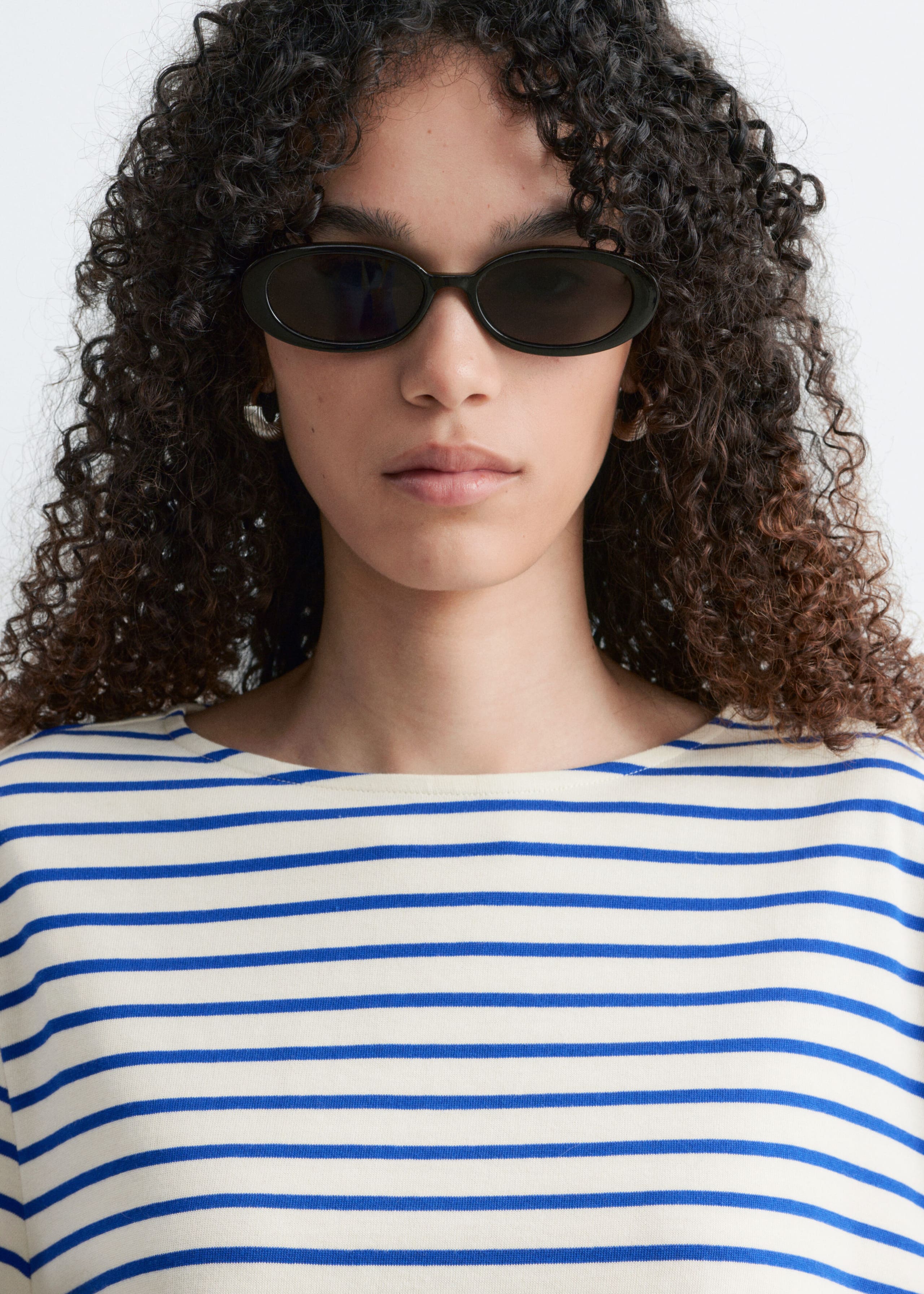 Gestreiftes T-Shirt - Schwarz/Weiß gestreift - Lookbook