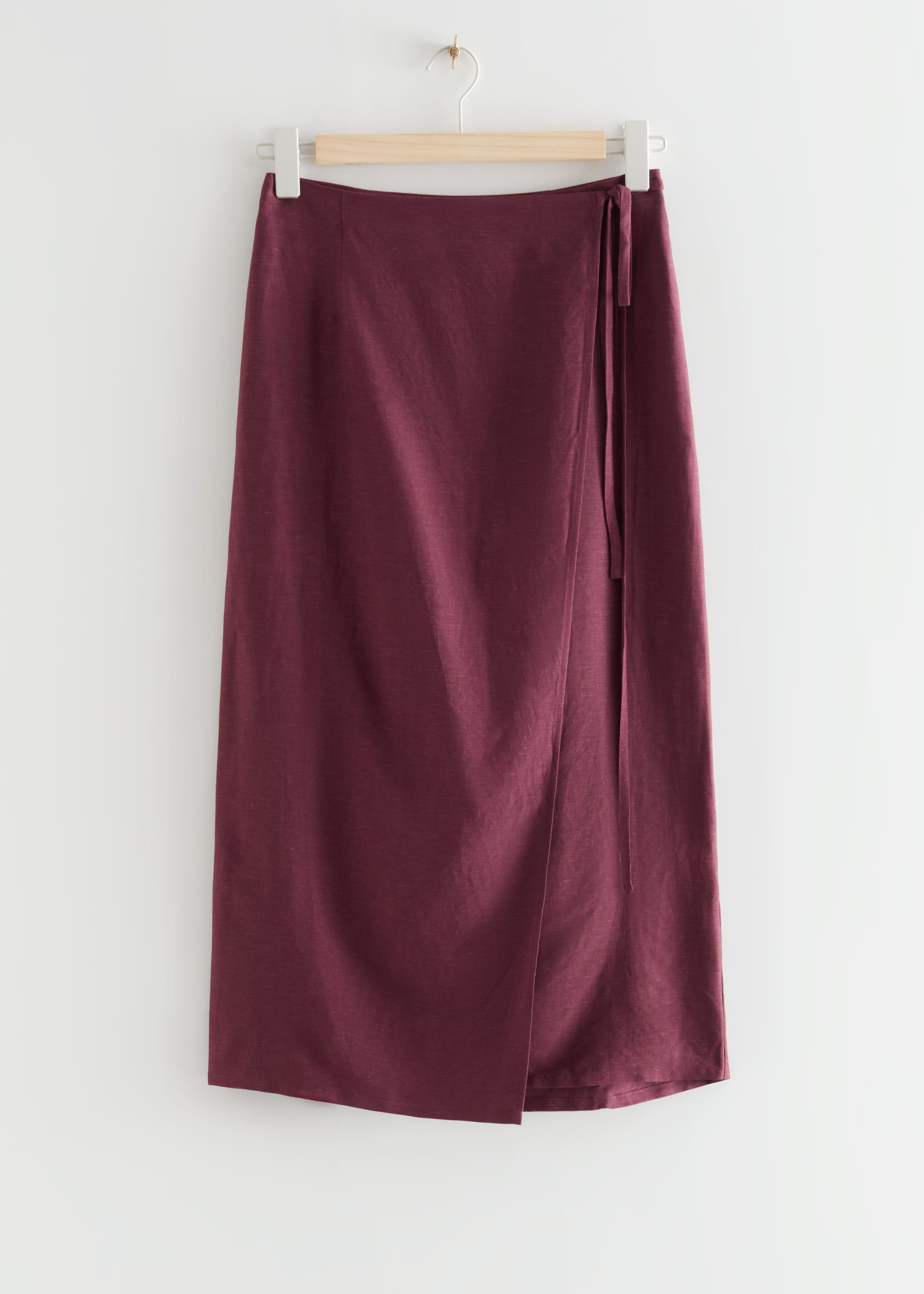 Relaxed Midi Wrap Skirt - Dark Red - Still Life