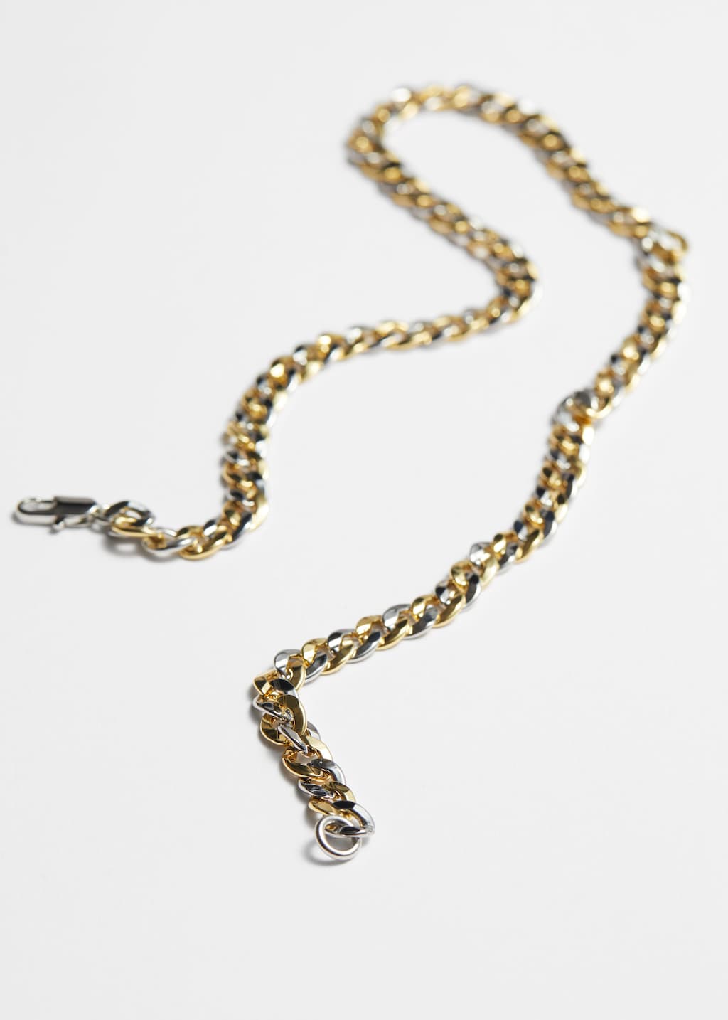 Collana di colore oro e argento - {{variantName}} - Descrizione dettagliata