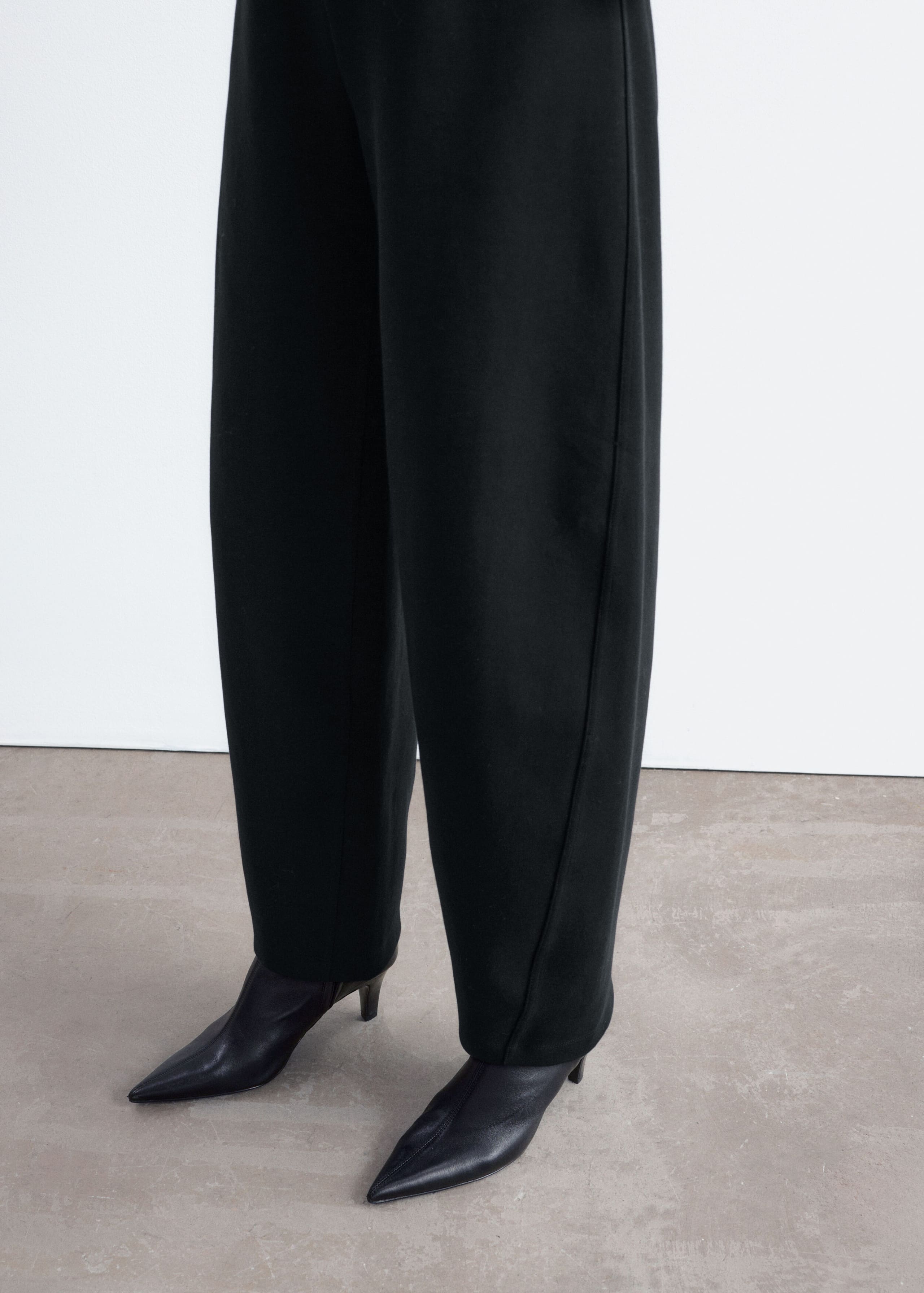 Scuba Jersey Trousers - Black - Lookbook