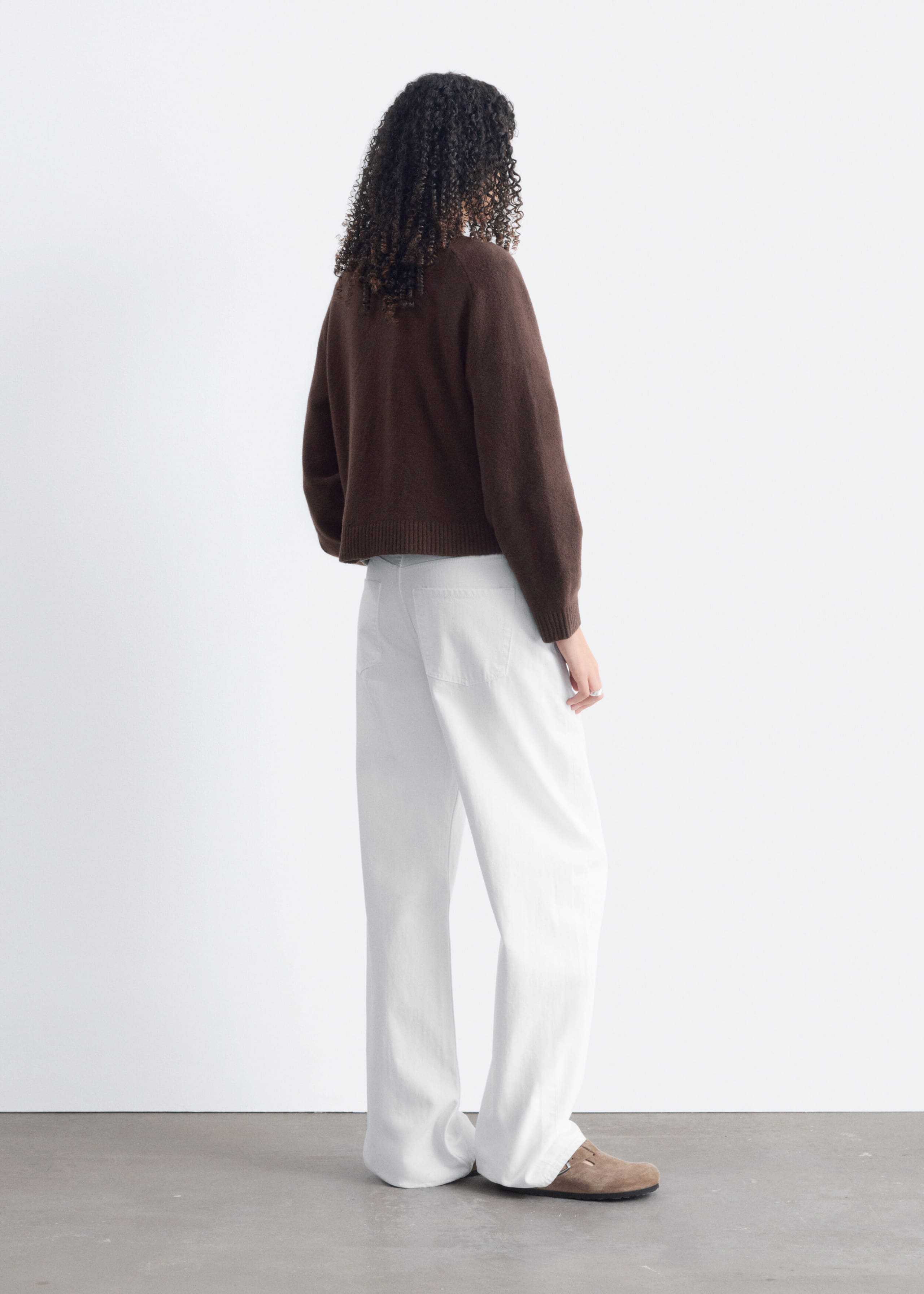 Gestrickter Pullover - Dunkelbraun - Lookbook